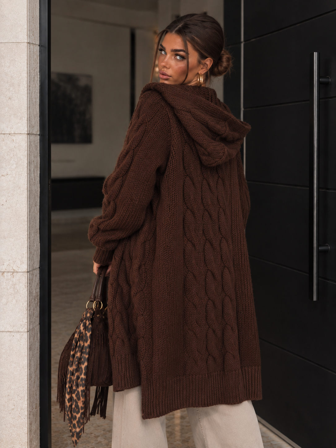 Cardigan Lungo a Trecce con Cappuccio Marrone - R.a. Boutique