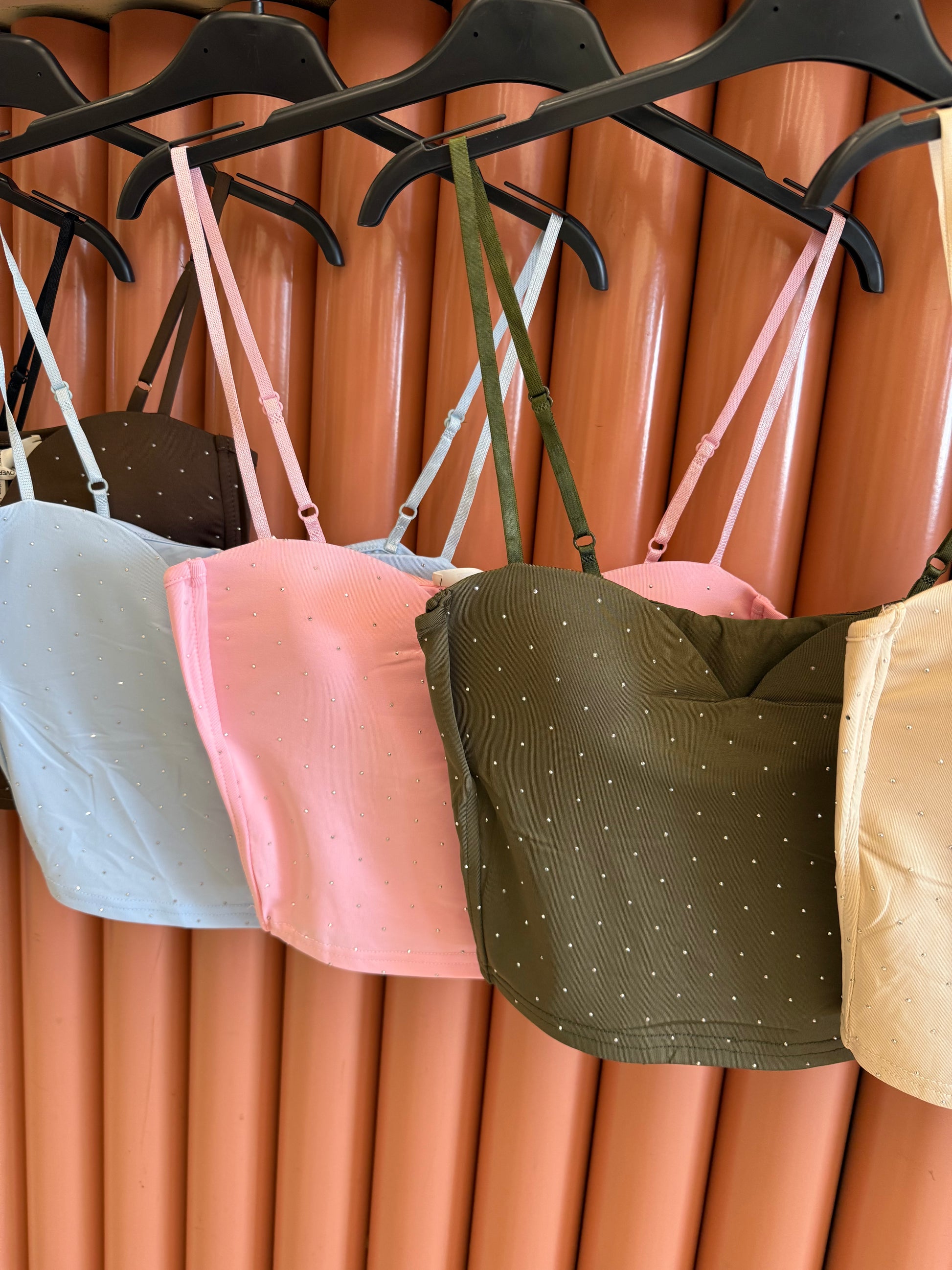 Top con coppe e strass - R.a. Boutique