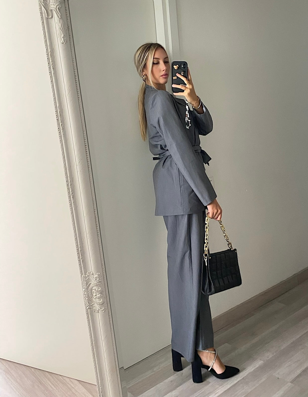 Tailleur grigio - R.a. Boutique 