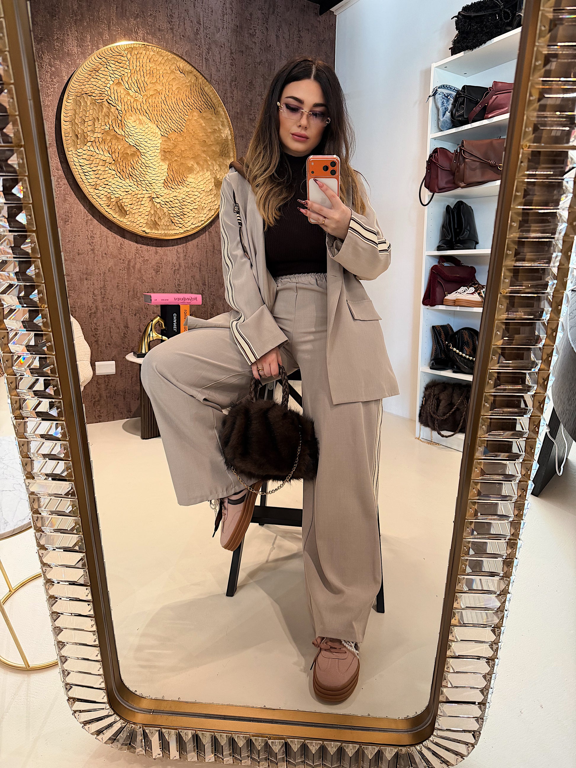 Completo Urban Chic con Cappuccio Marrone - R.a. Boutique