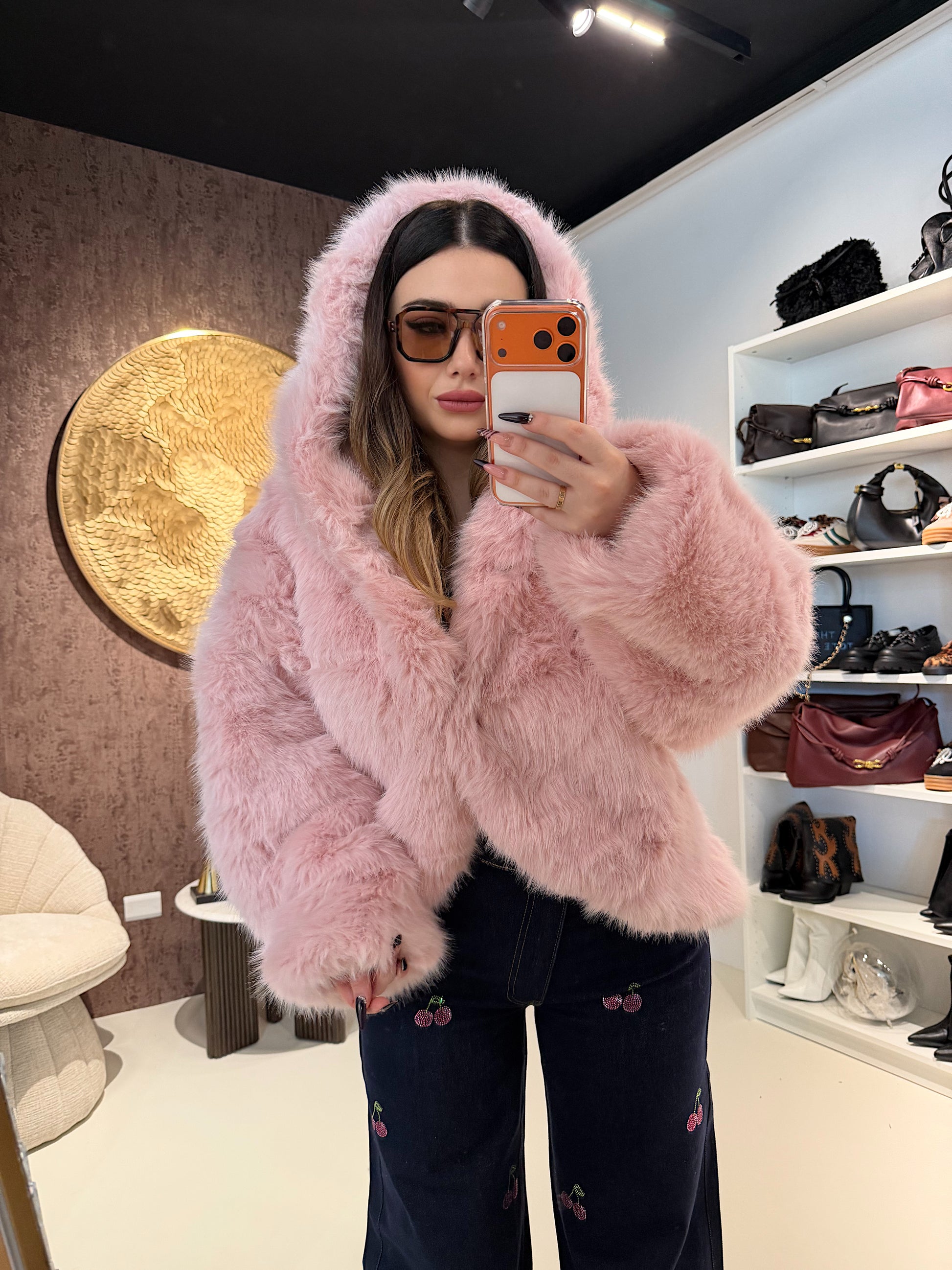 Giacca in Eco-Pelliccia con cappuccio - R.a. Boutique