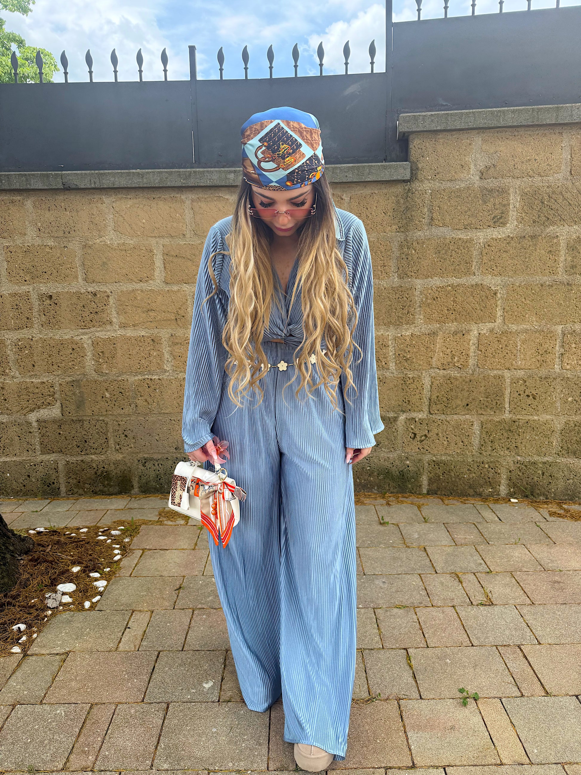 Completo due pezzi con nodo - R.a. Boutique