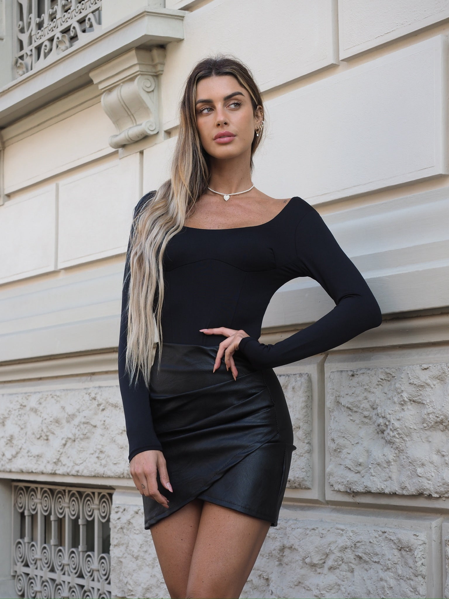 Body nero schiena aperta - R.a. Boutique 