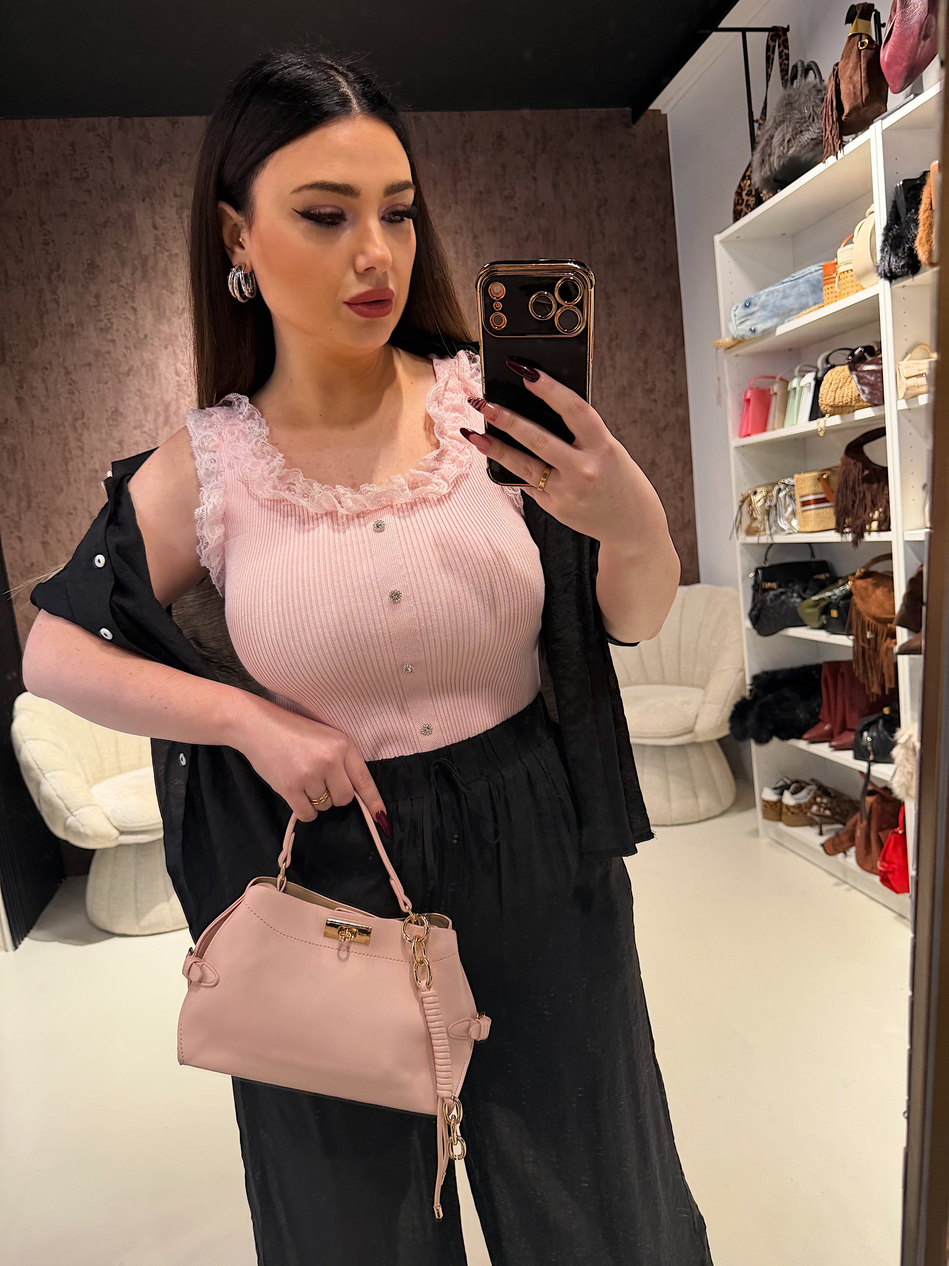 Top in pizzo con bottoni gioiello - R.a. Boutique