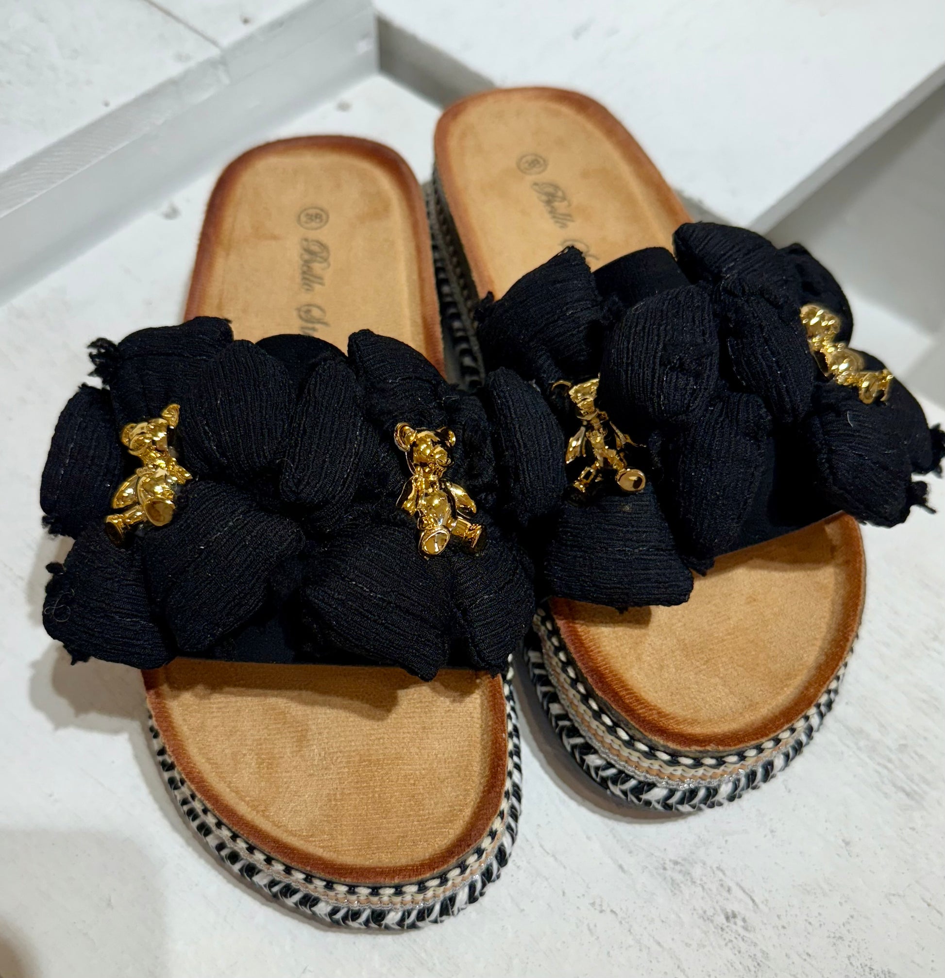 Ciabatte con fiore e orsetti oro - R.a. Boutique