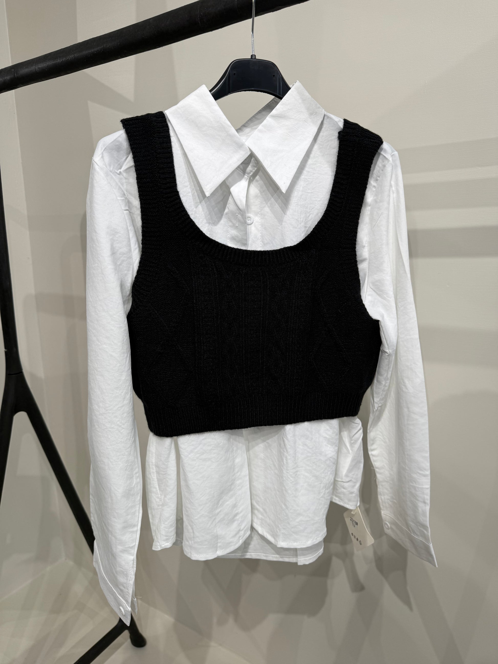 Camicetta con gilet - R.a. Boutique