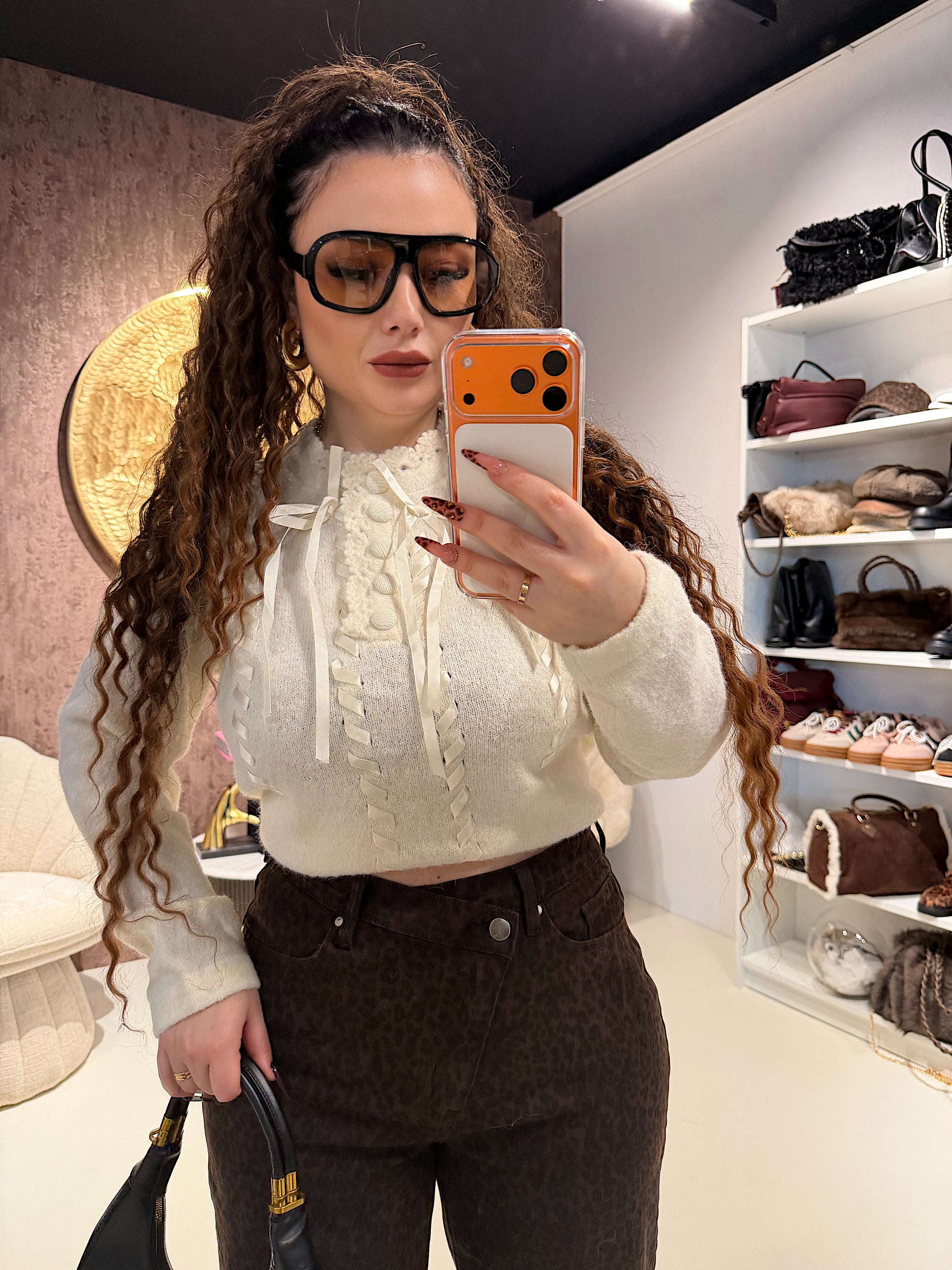 Maglioncino con fiocchi e bottoni - R.a. Boutique