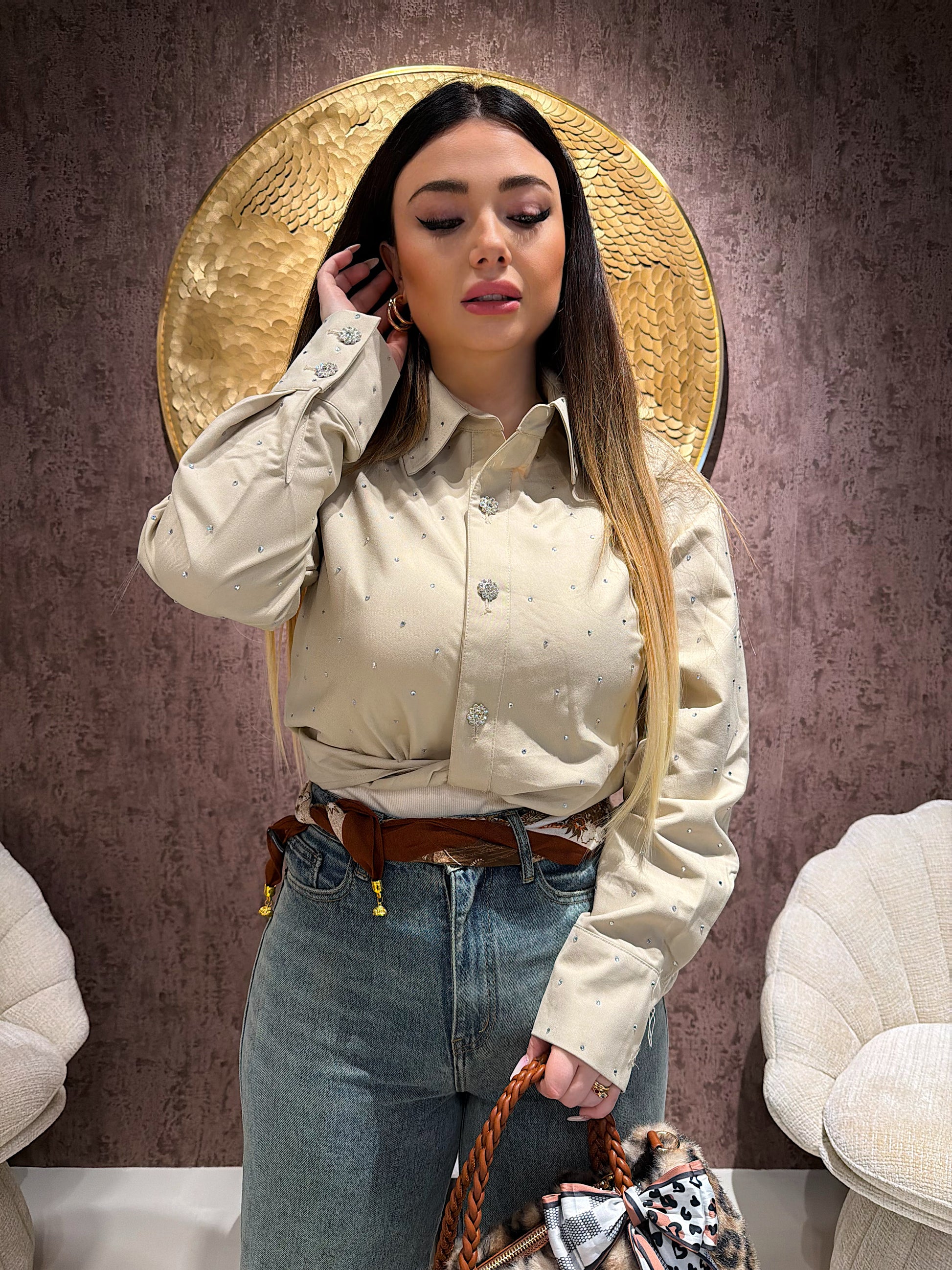 Camicia crop con strass e bottoni gioiello - R.a. Boutique