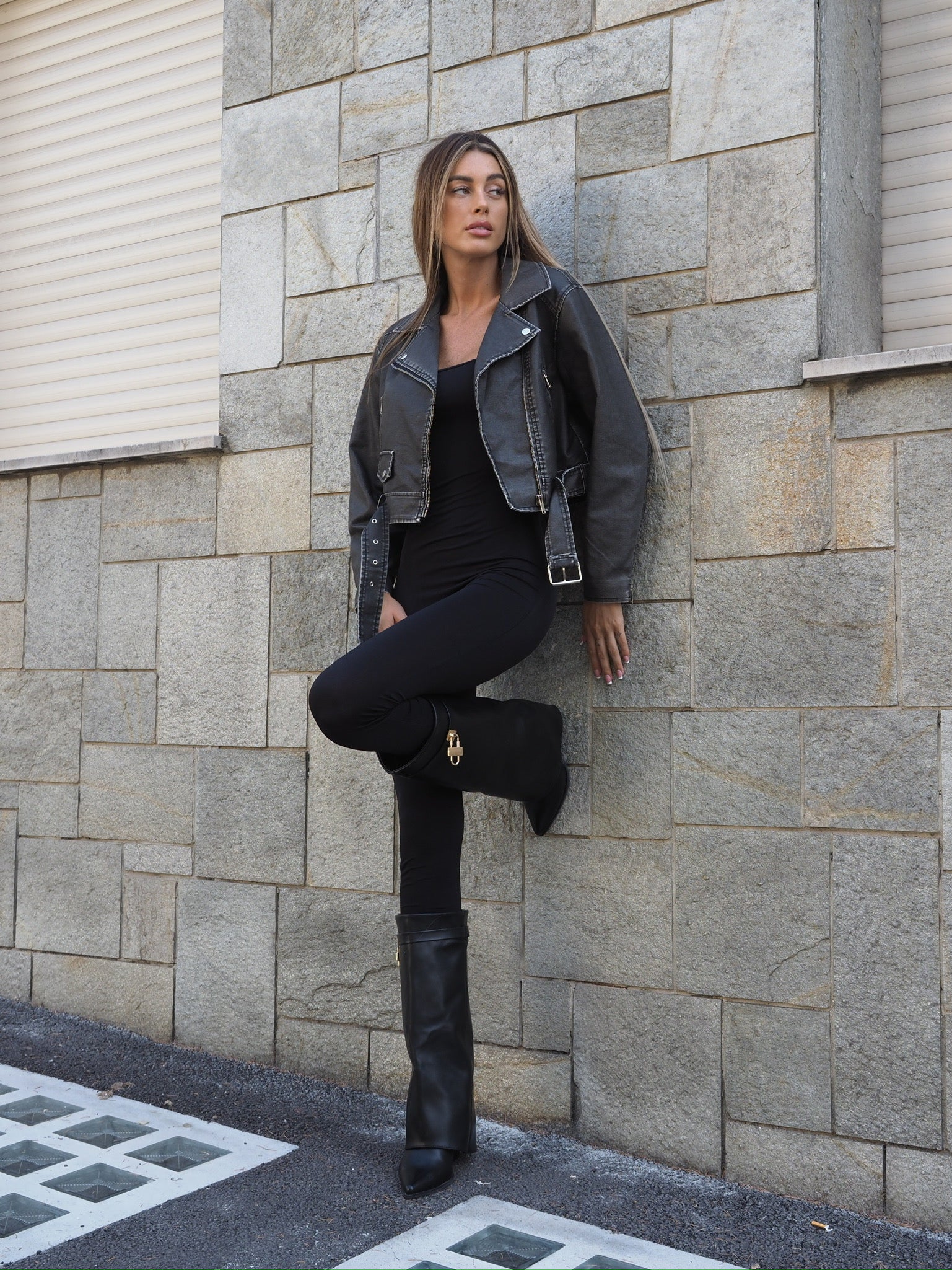 Tuta basic a bretellina - R.a. Boutique 