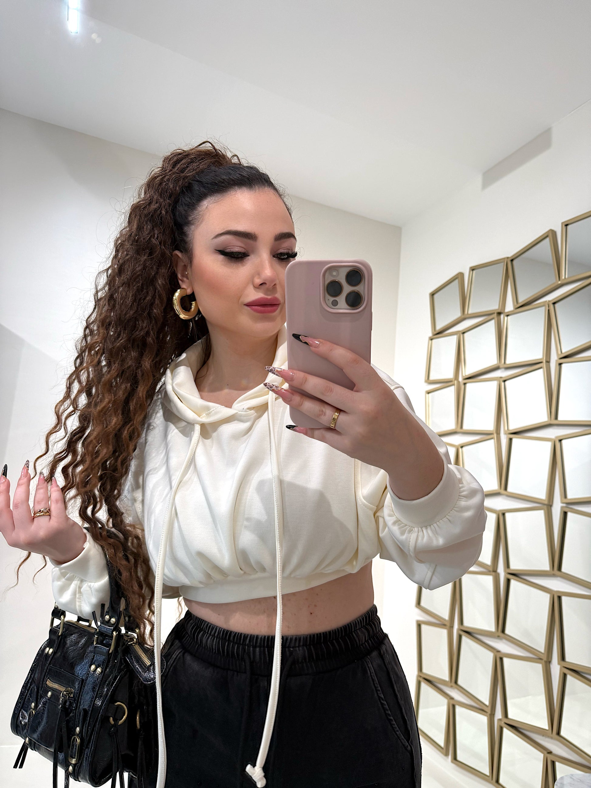 Felpa cropped con cappuccio - R.a. Boutique