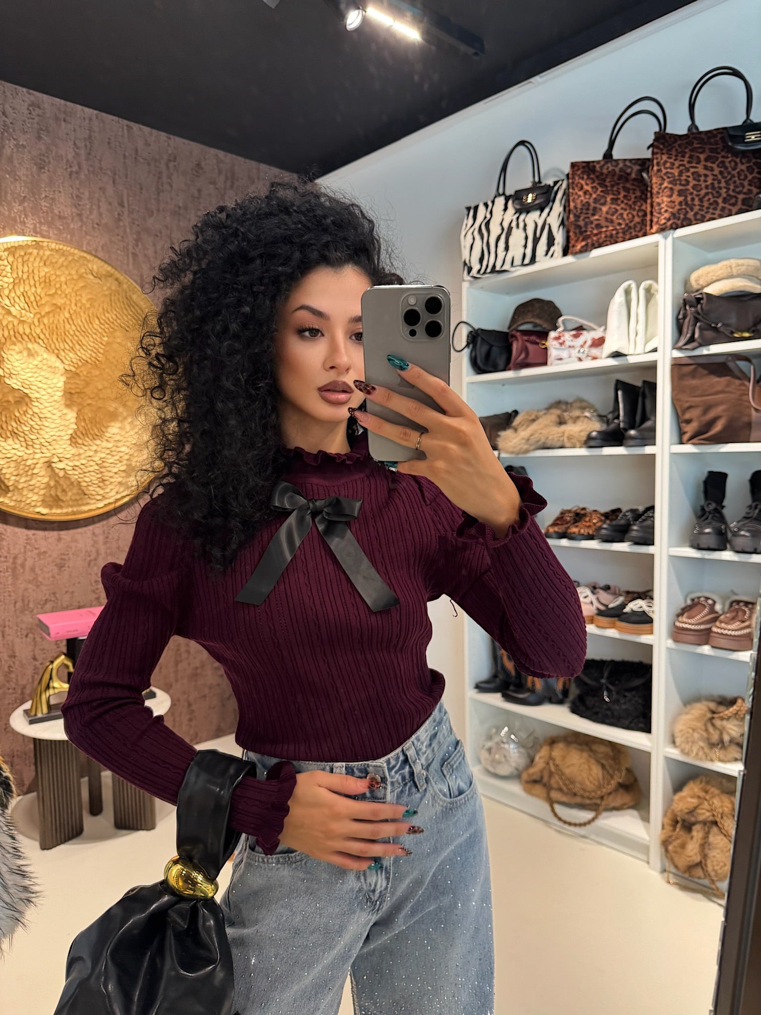 Maglioncino con rouge e fiocco al collo - R.a. Boutique