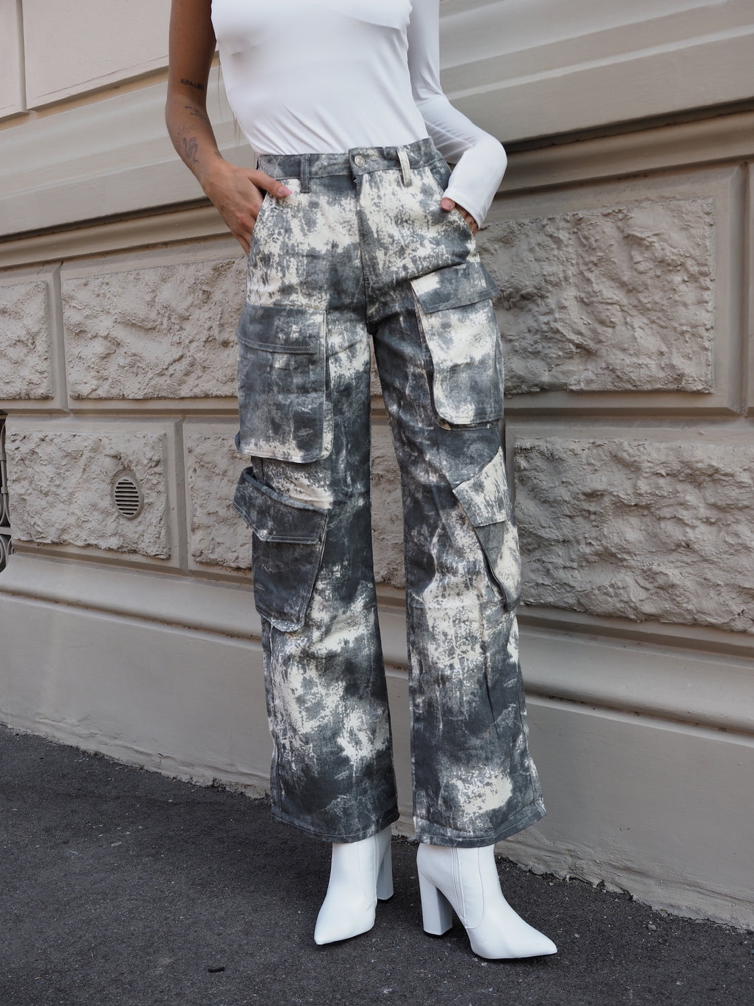 Cargo maxi con tasconi - R.a. Boutique 