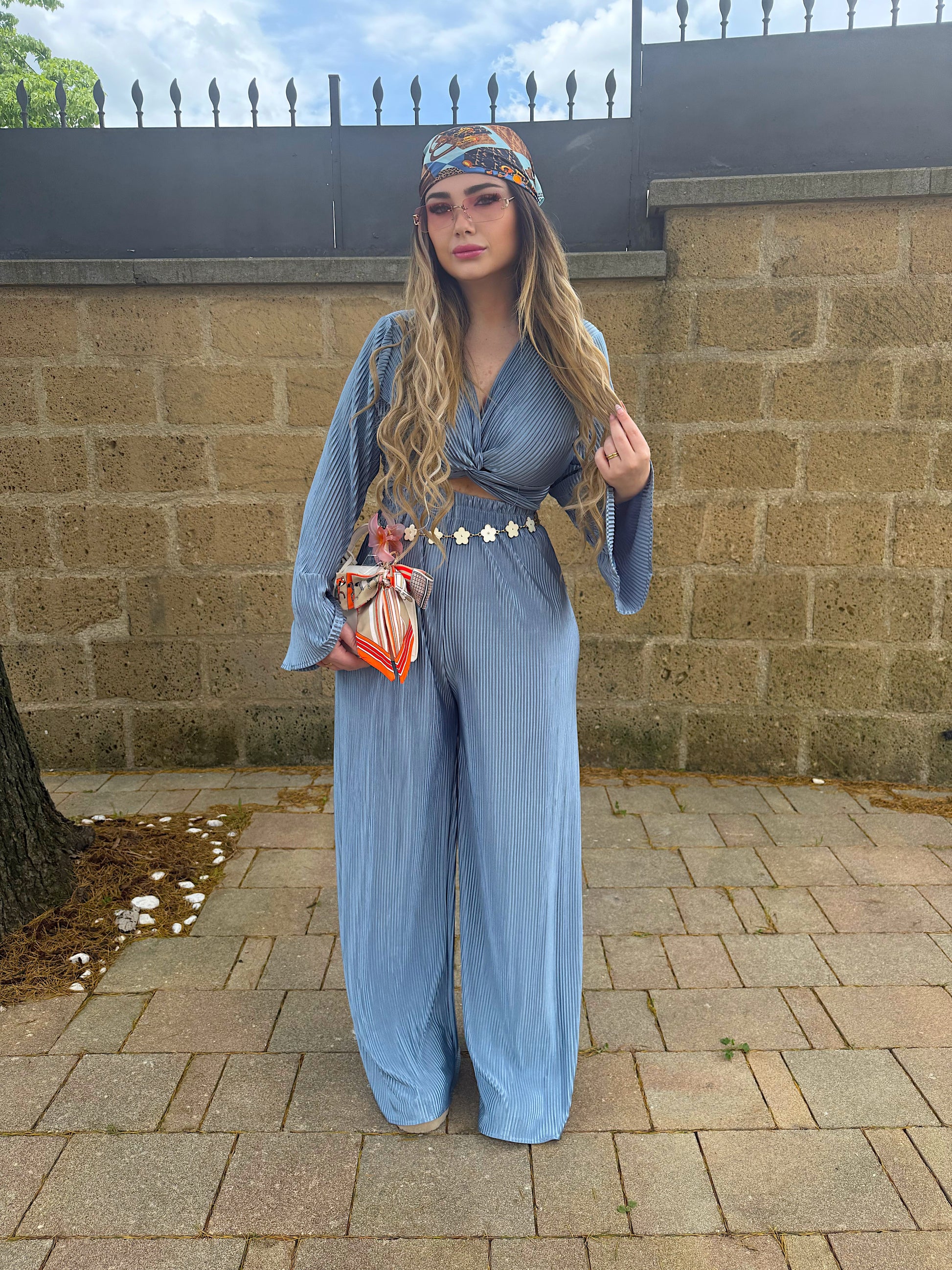 Completo due pezzi con nodo - R.a. Boutique