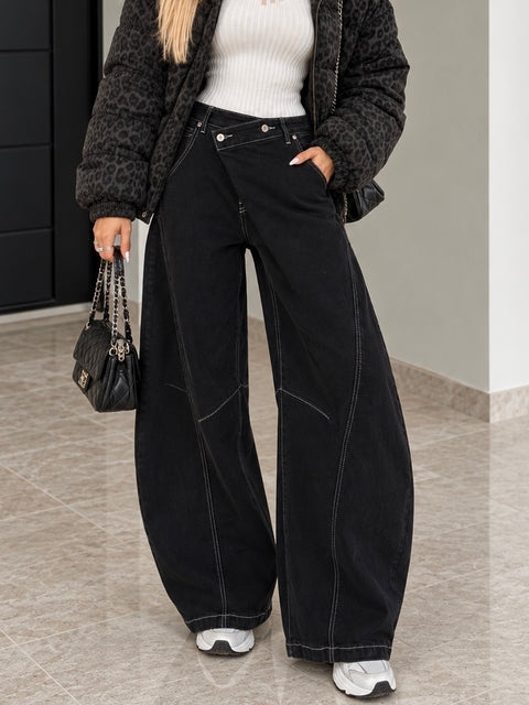 Jeans Balloon Asimmetrici con Cuciture a Contrasto