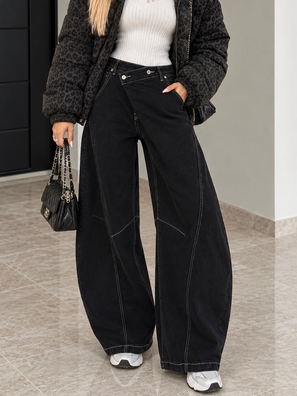 Jeans Balloon Asimmetrici con Cuciture a Contrasto