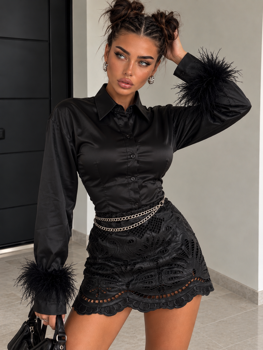 Camicia Satin Chic con Polsini Piume Nera - R.a. Boutique