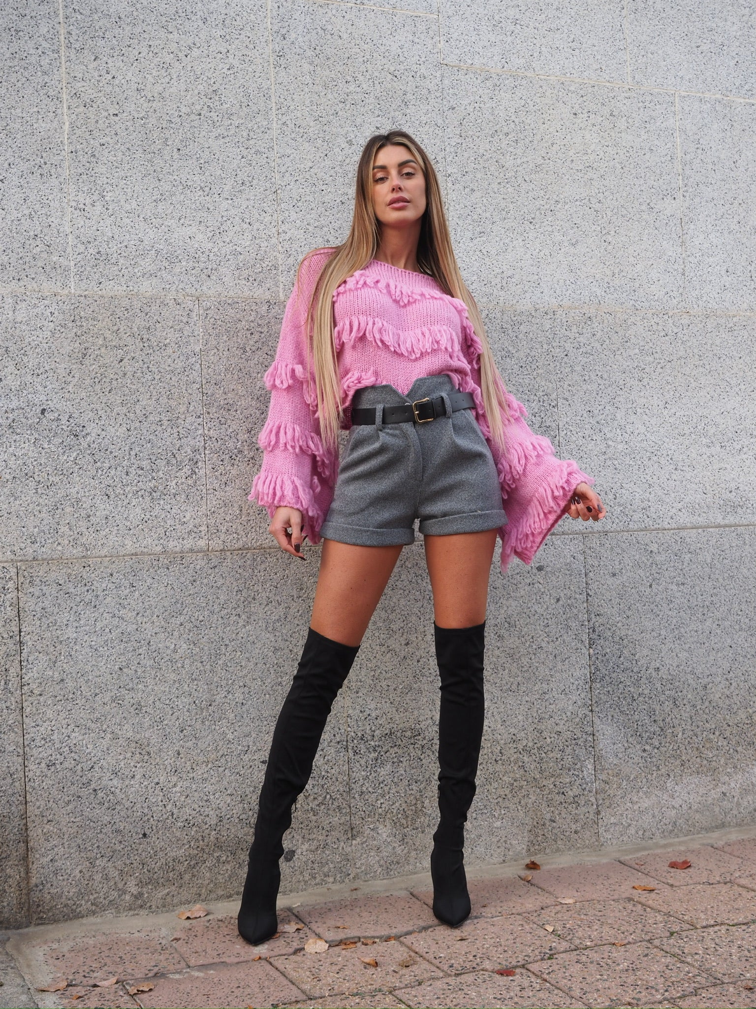 Maglione rosa barbie con frange - R.a. Boutique 