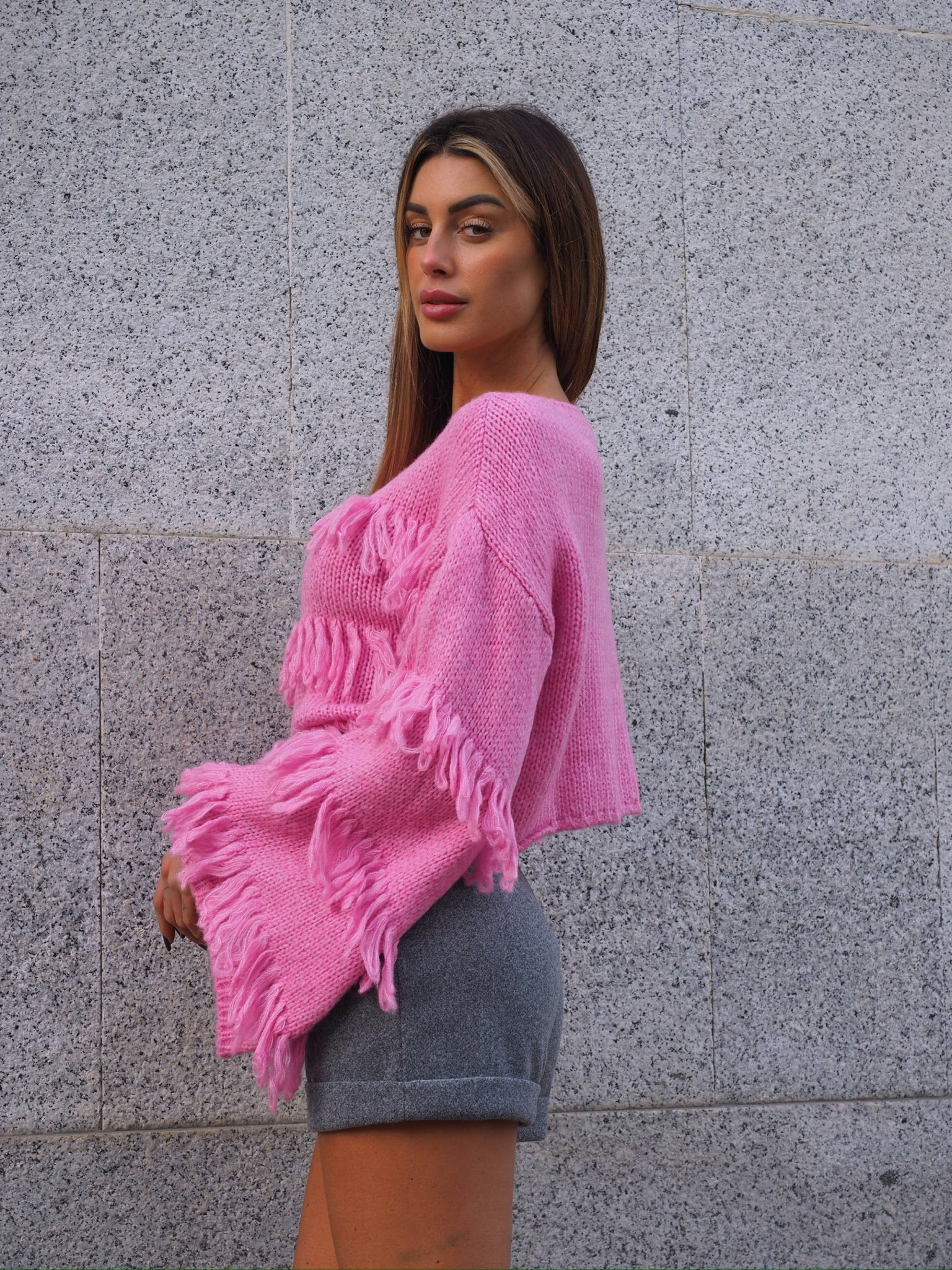 Maglione rosa barbie con frange - R.a. Boutique 