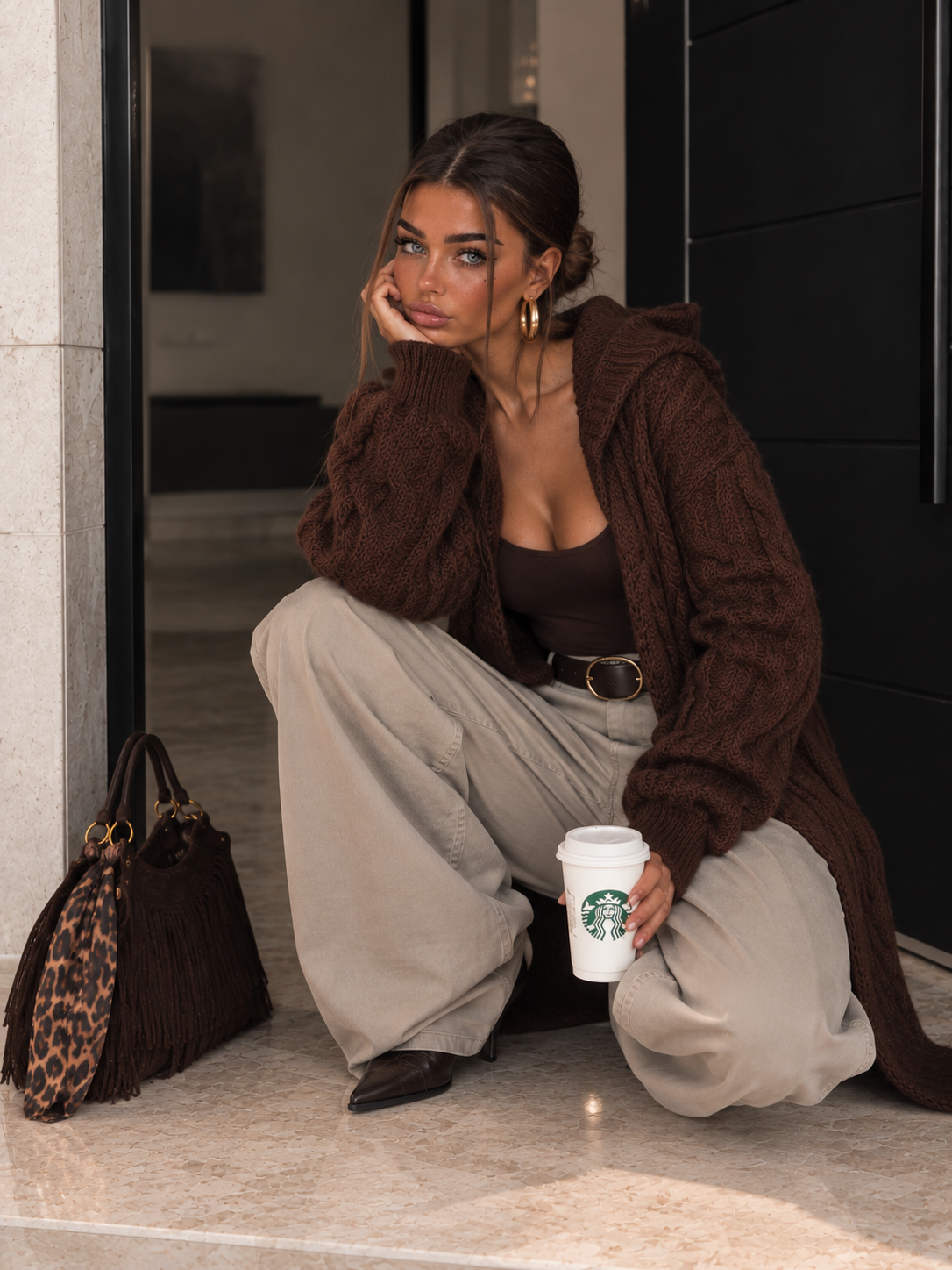 Cardigan Lungo a Trecce con Cappuccio Marrone - R.a. Boutique