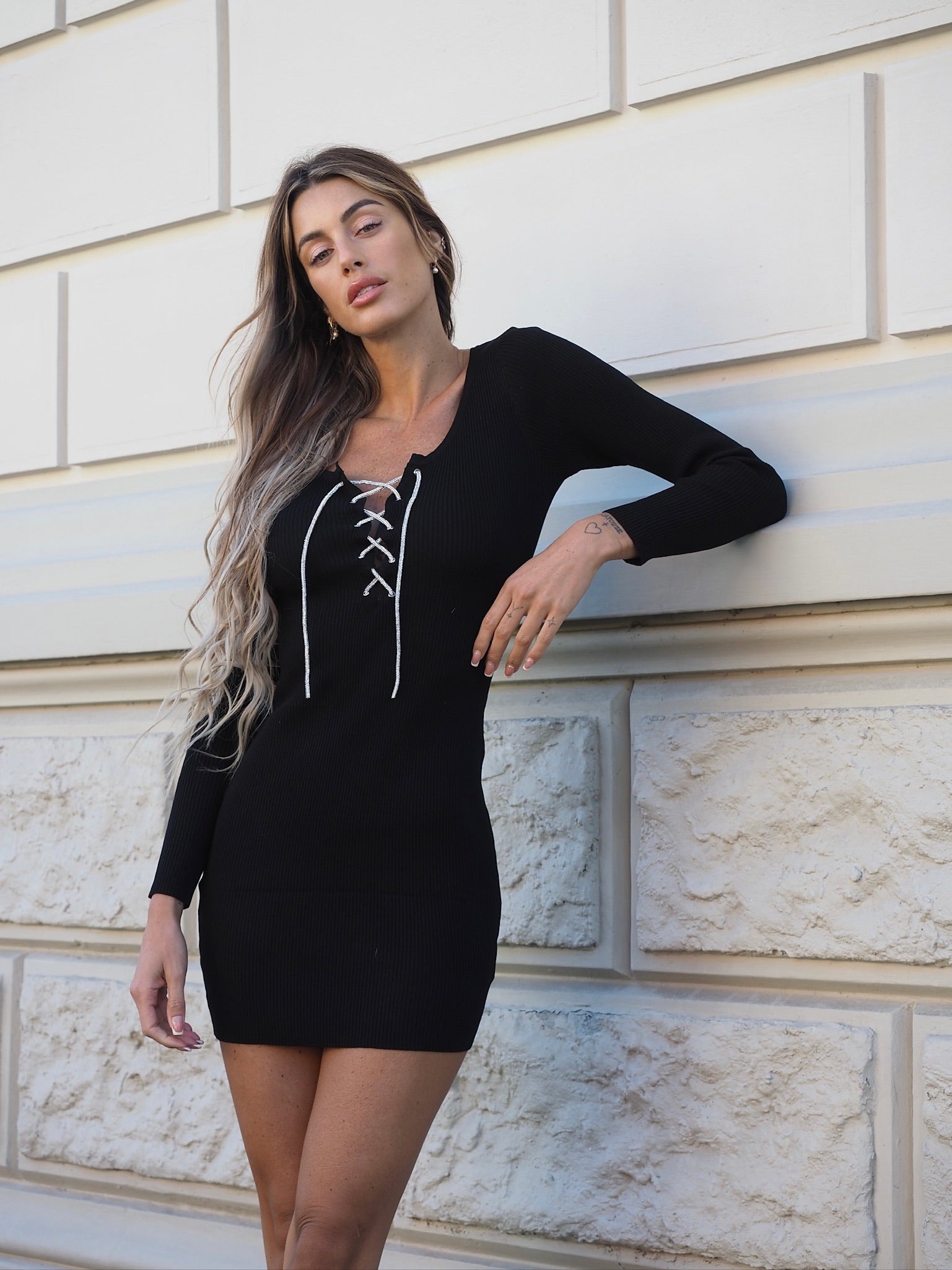 Abito nero lacci in strass - R.a. Boutique 