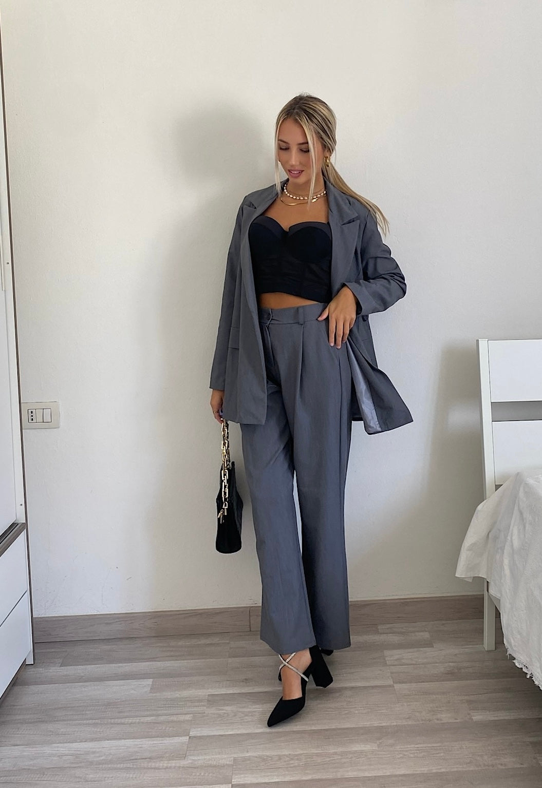 Tailleur grigio - R.a. Boutique 