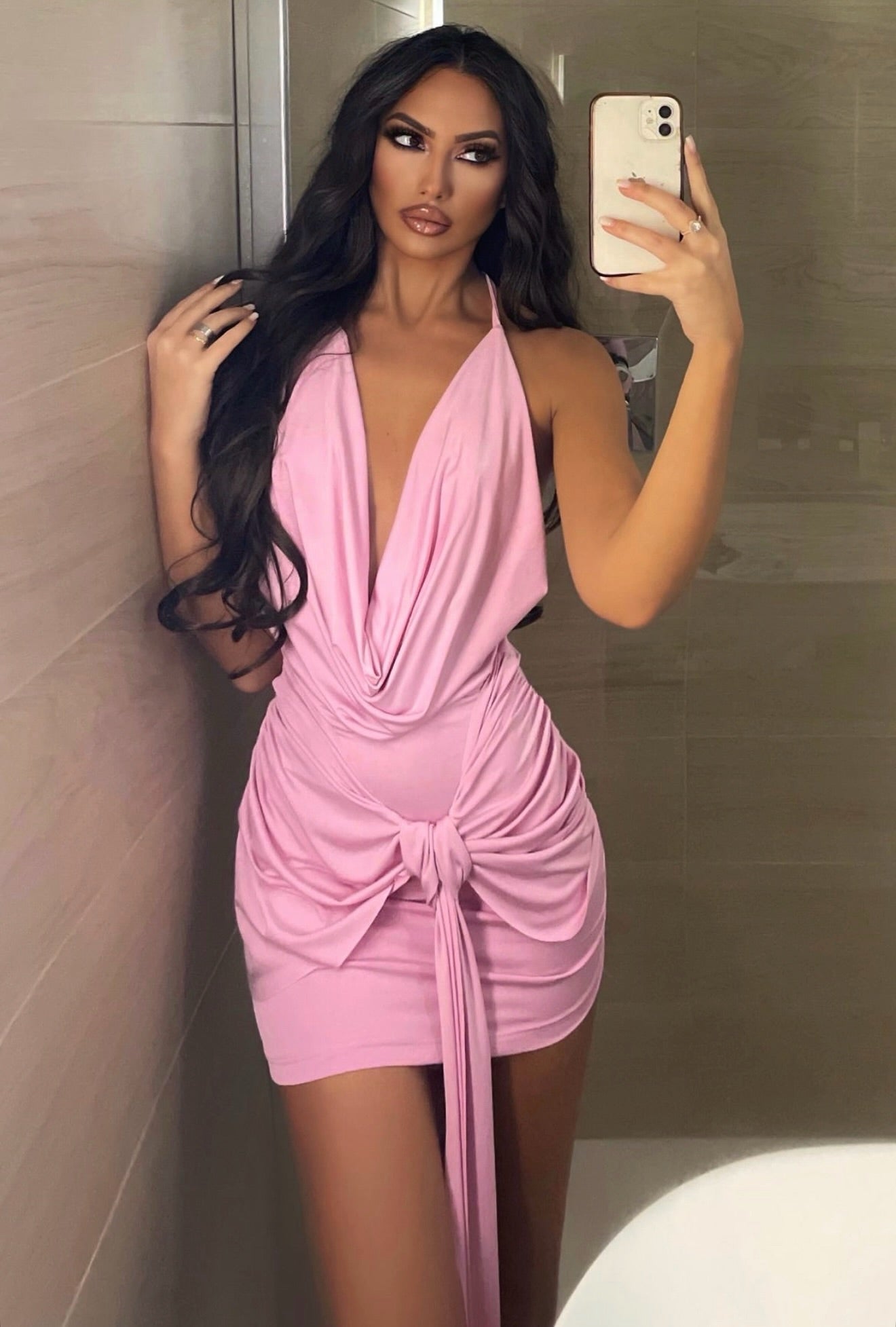 Abito rosa schiena nuda e nodo - R.a. Boutique