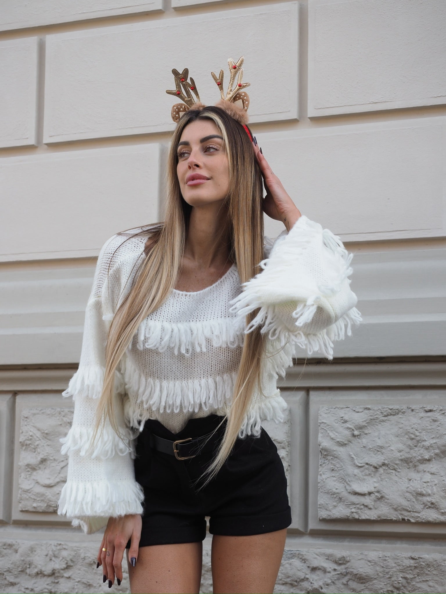 Maglione bianco con frange - R.a. Boutique 