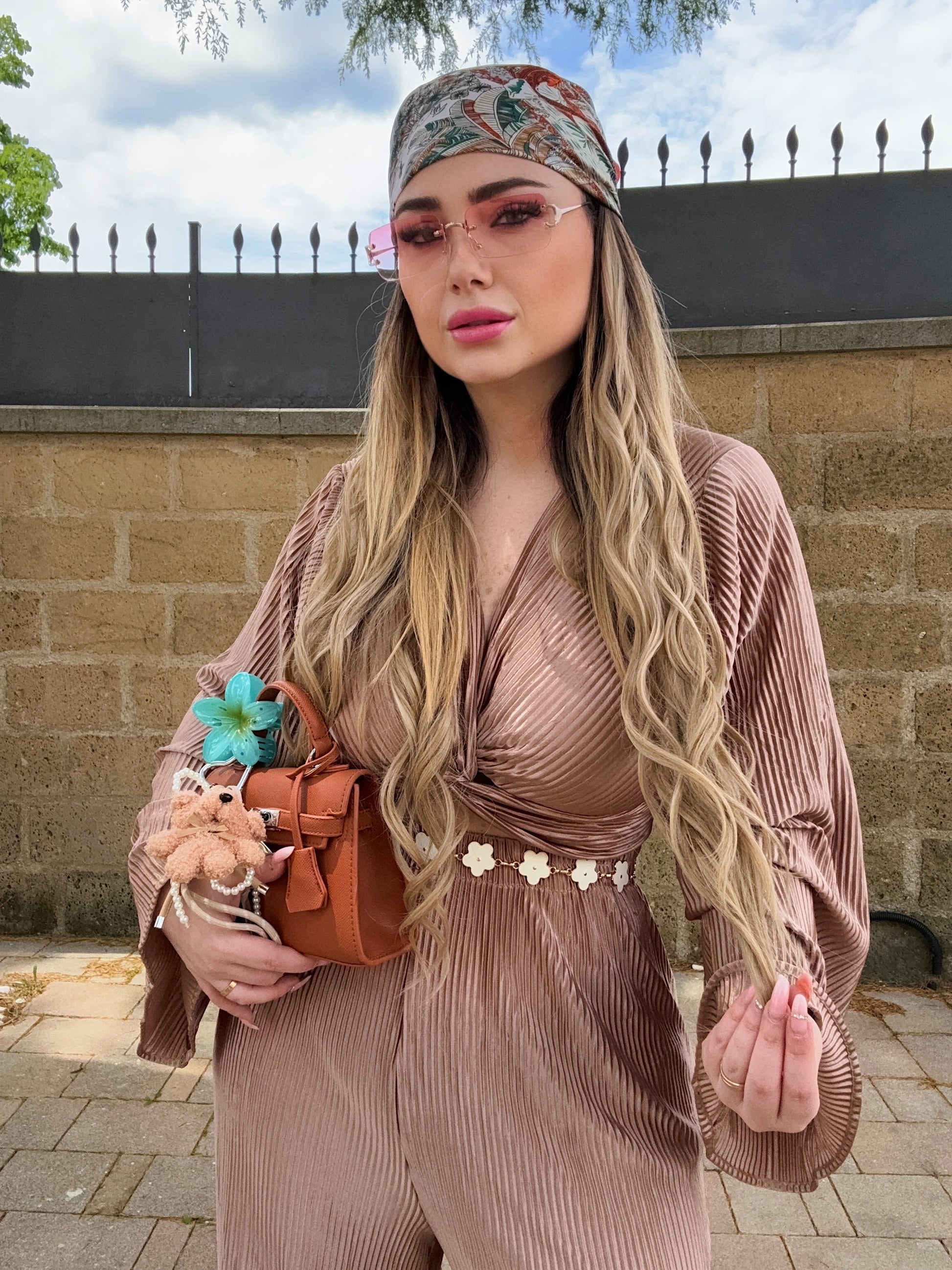 Completo due pezzi con nodo - R.a. Boutique