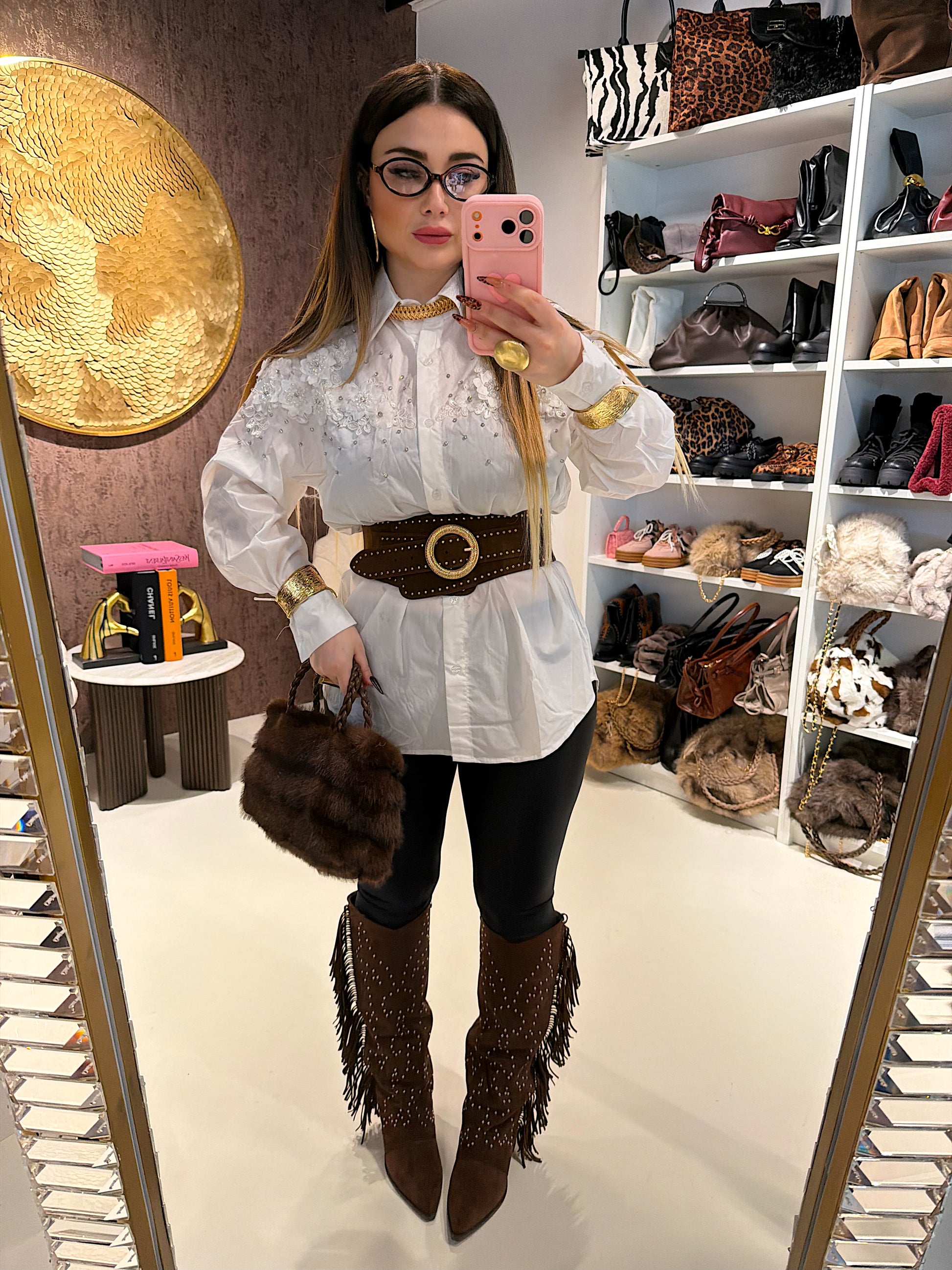 Camicia con fiori ricamati - R.a. Boutique