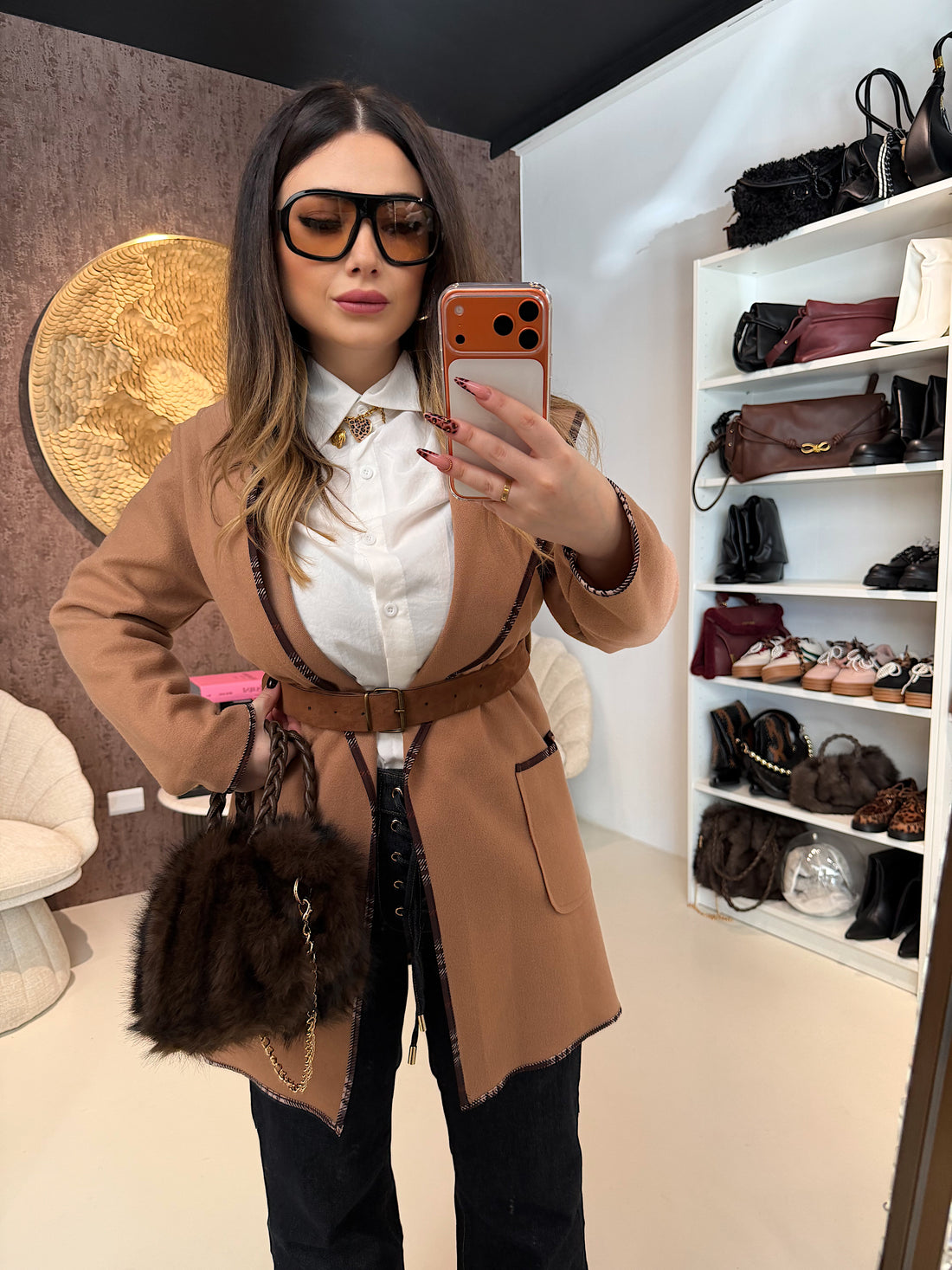 Cappotto Corto con Cintura in Vita e Dettagli - R.a. Boutique