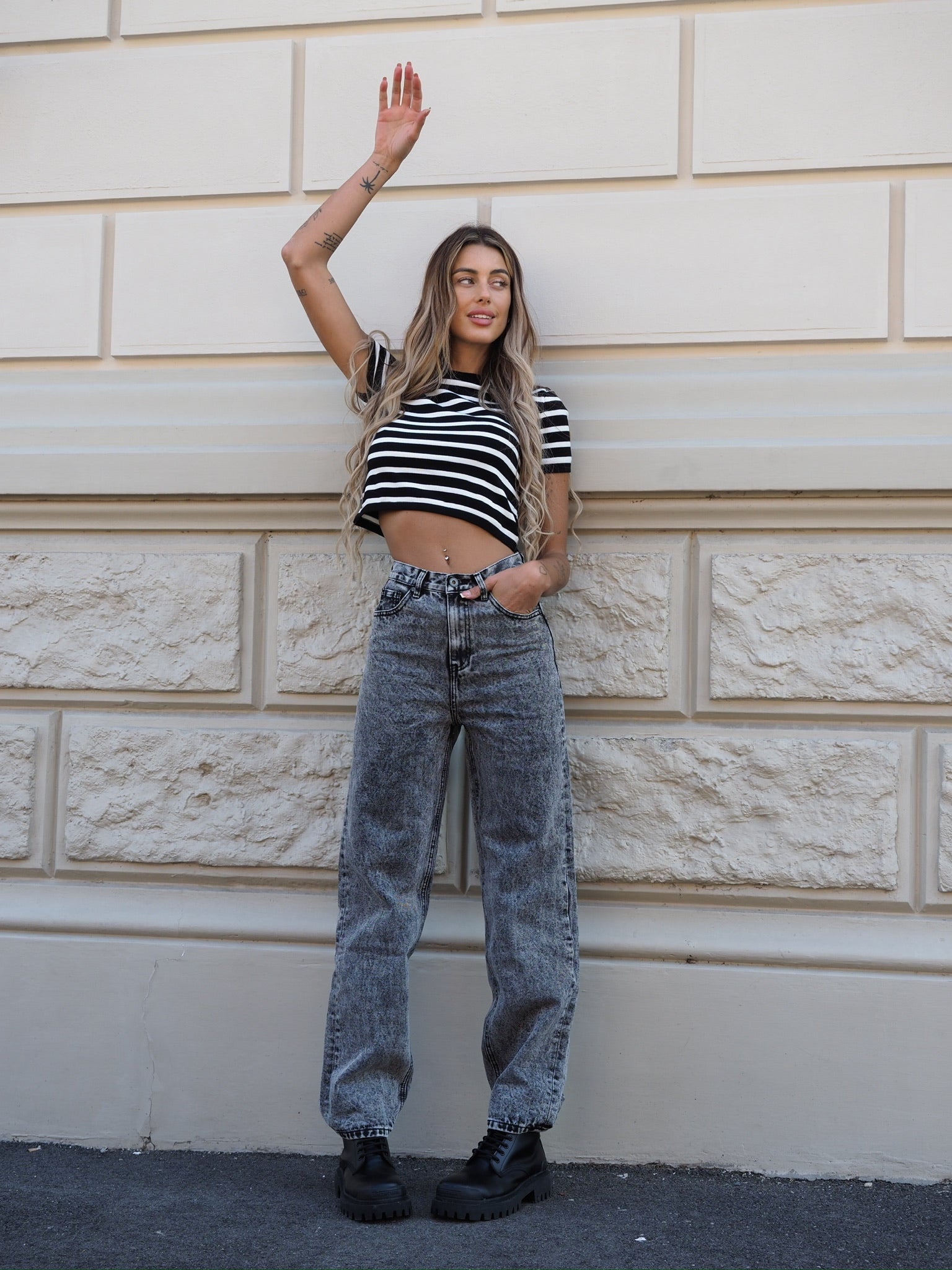 Maglia a manica corta a righe - R.a. Boutique 