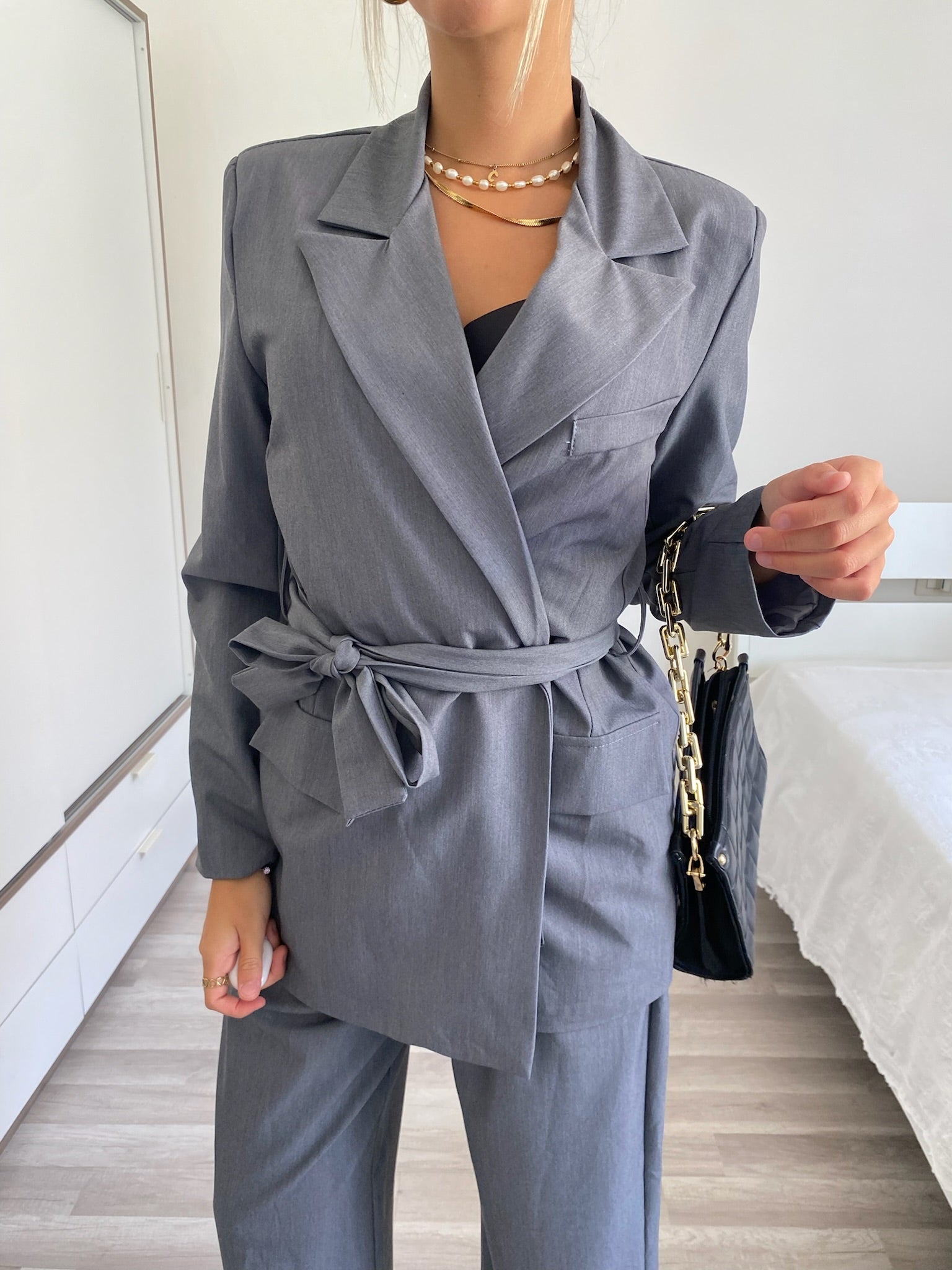 Tailleur grigio - R.a. Boutique 