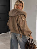 Giacca Crop Beige con Maxi Collo in Pelliccia - R.a. Boutique