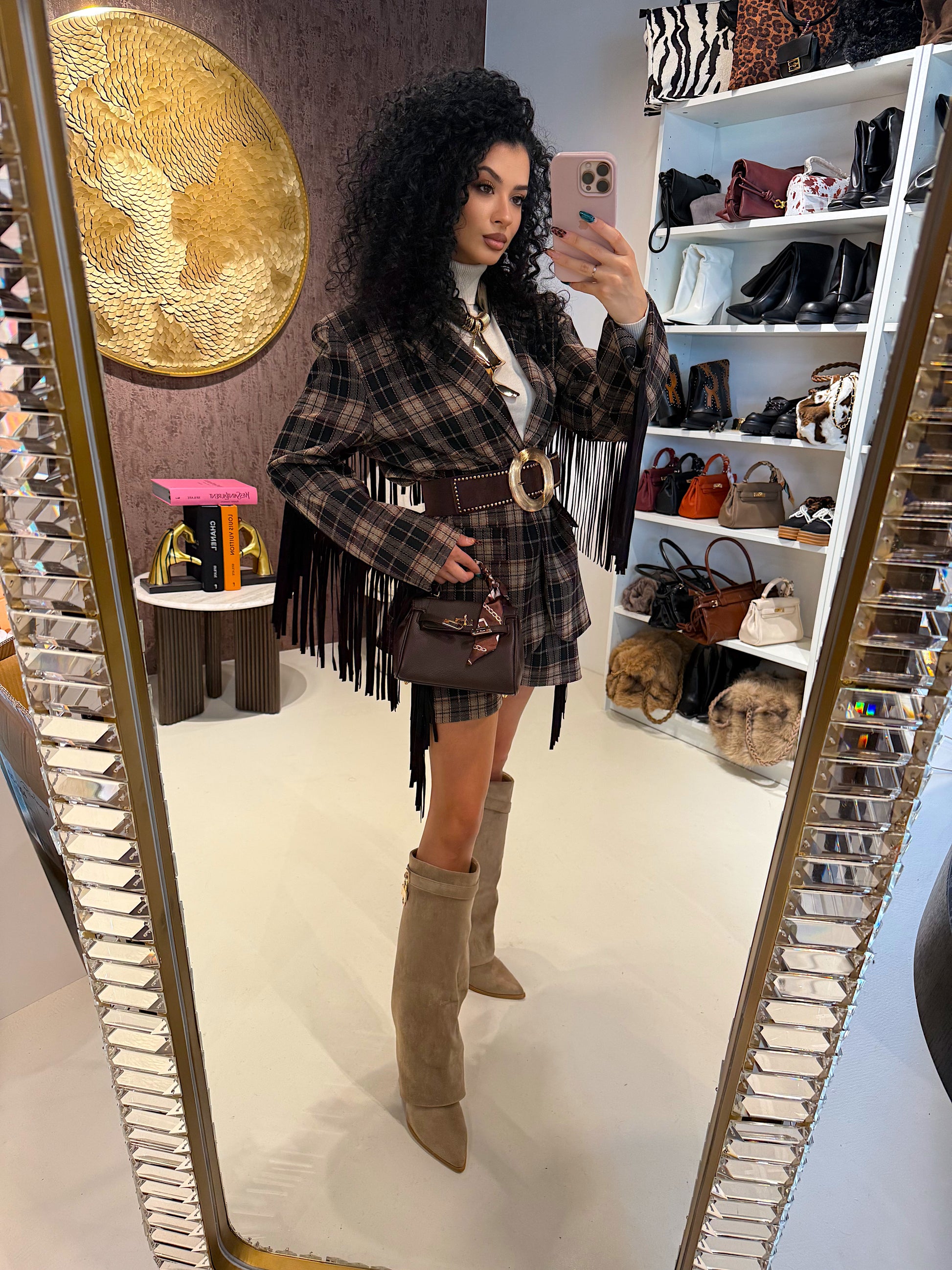 Completo in tweed short e giacca con frange laterali - R.a. Boutique