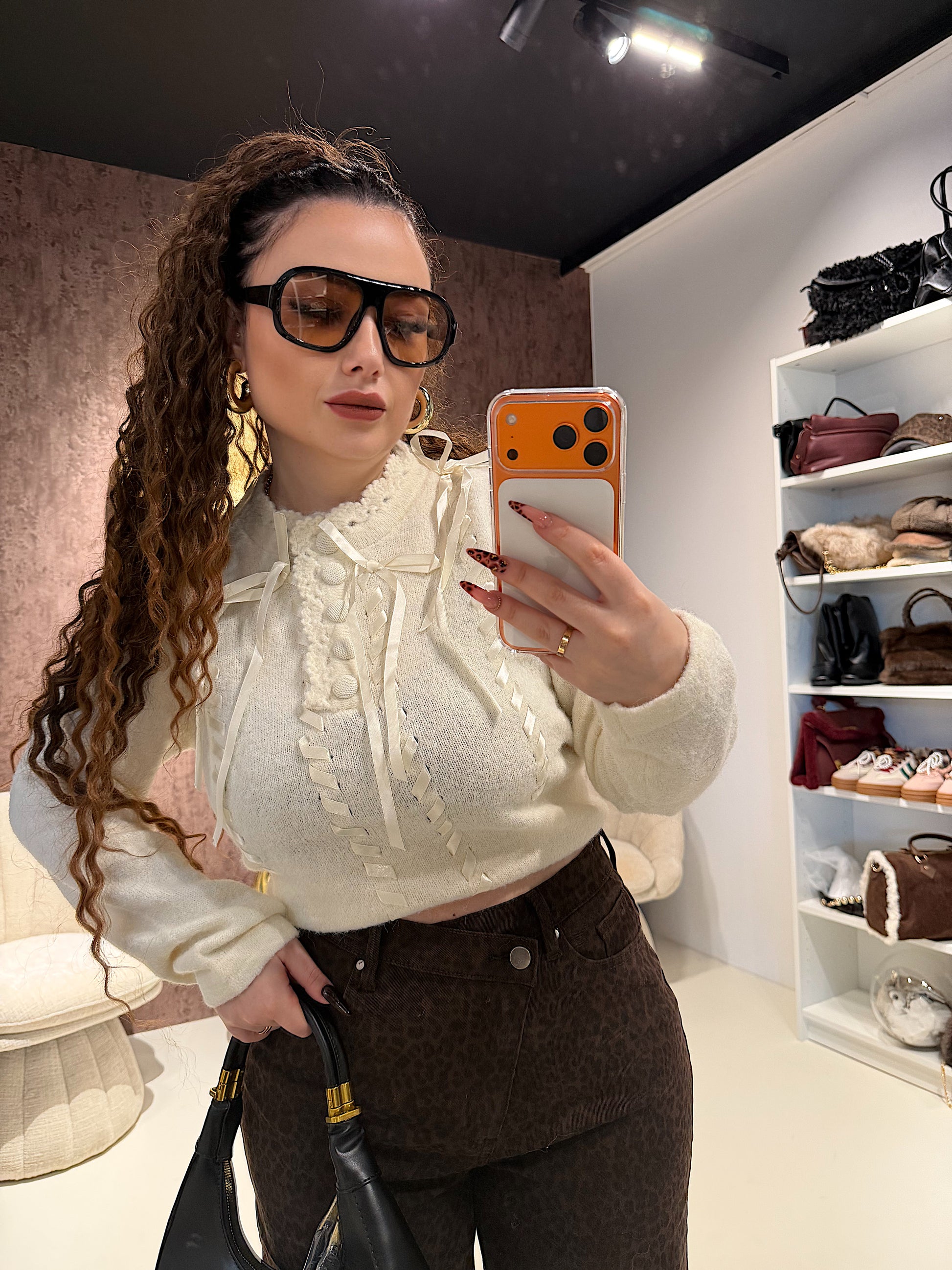 Maglioncino con fiocchi e bottoni - R.a. Boutique