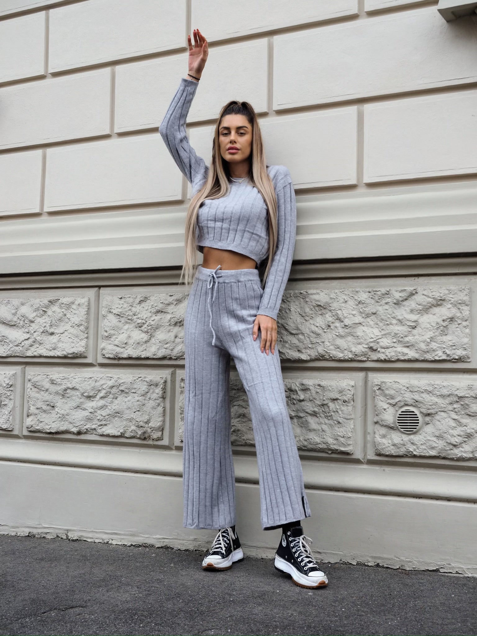 Completo maglia e pantalone grigio a righe - R.a. Boutique 