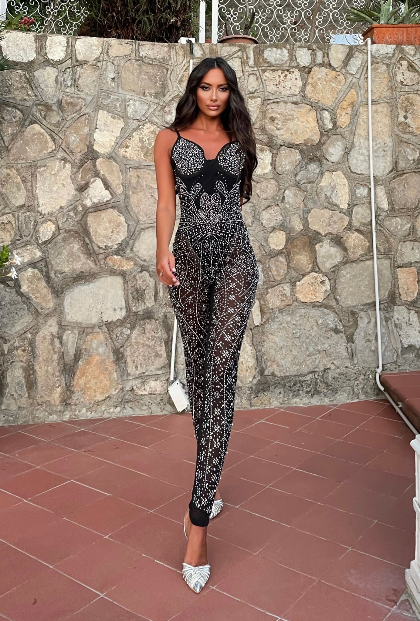 Tuta con strass e perle - R.a. Boutique 