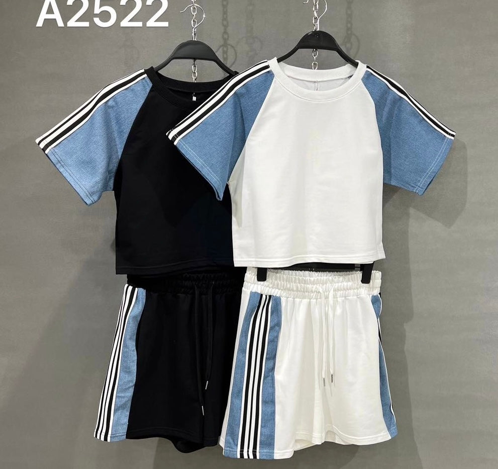 Completo sportivo maglia e short con dettaglio denim - R.a. Boutique