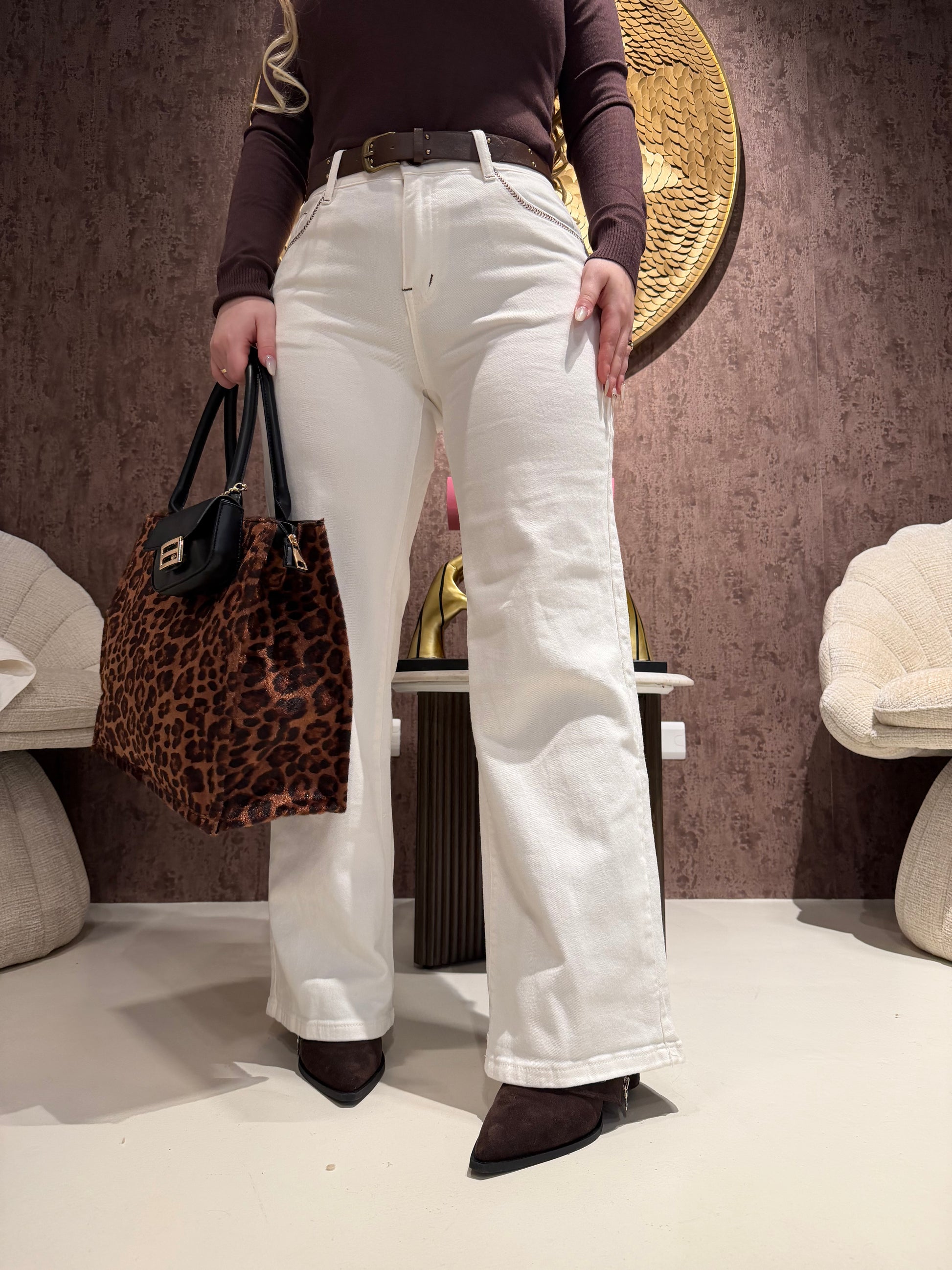 Completo Essential White Denim - R.a. Boutique
