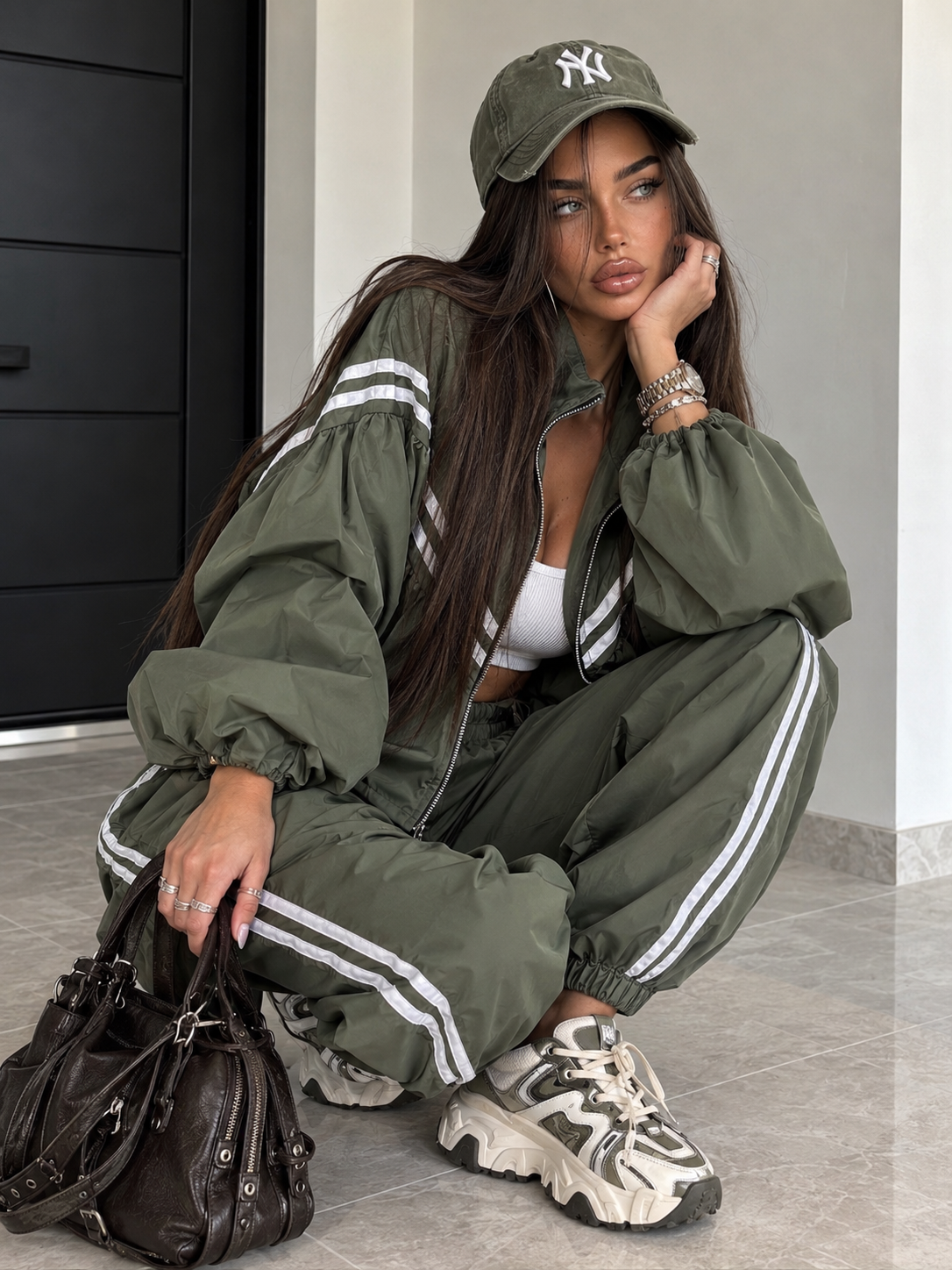 Completo Sporty Stripe con Zip e Pantalone – Verde Militare - R.a. Boutique
