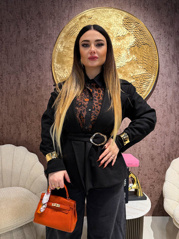 Giacca in camoscio con cintura gioiello - R.a. Boutique