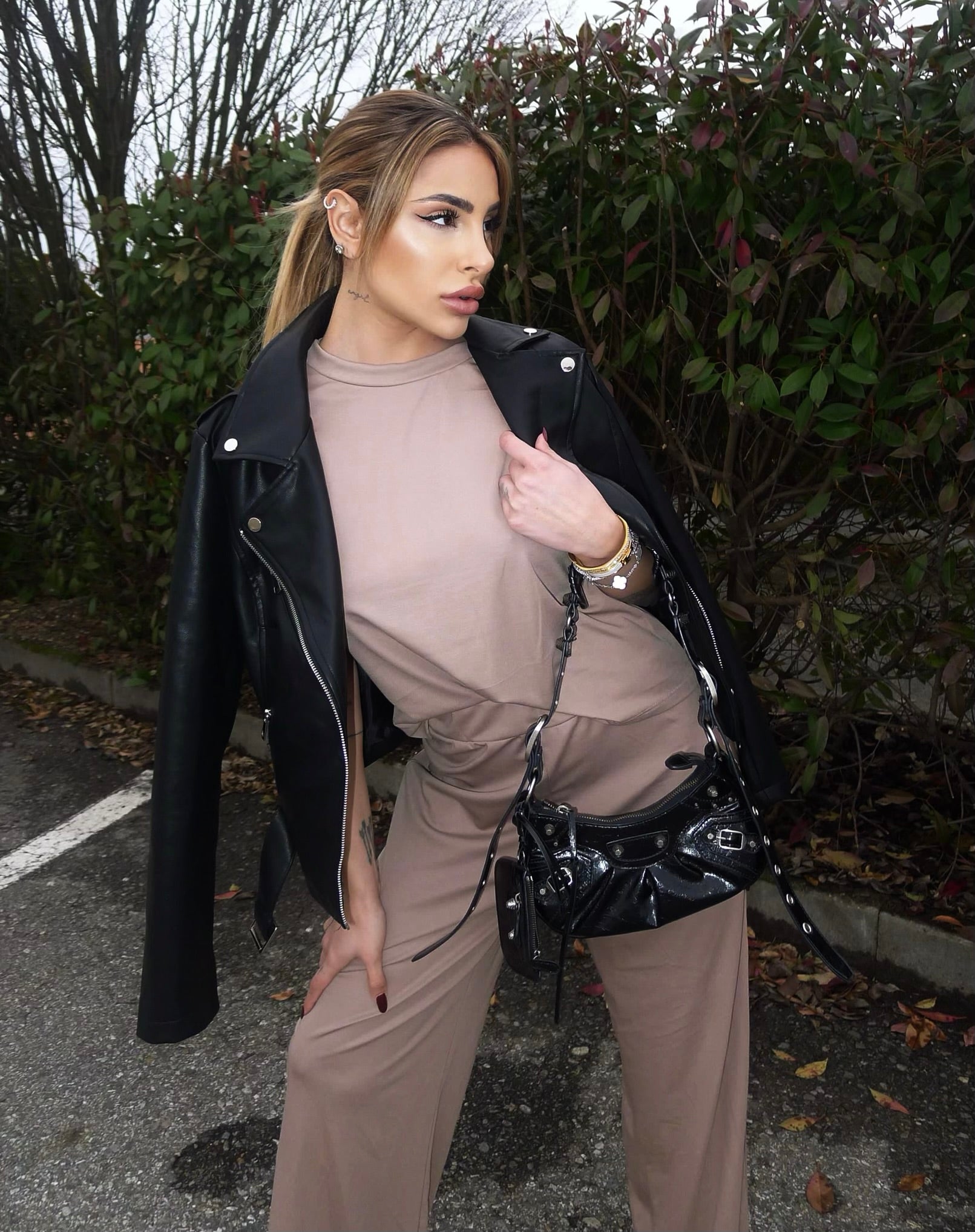 Giacca in ecopelle oversize nera - R.a. Boutique