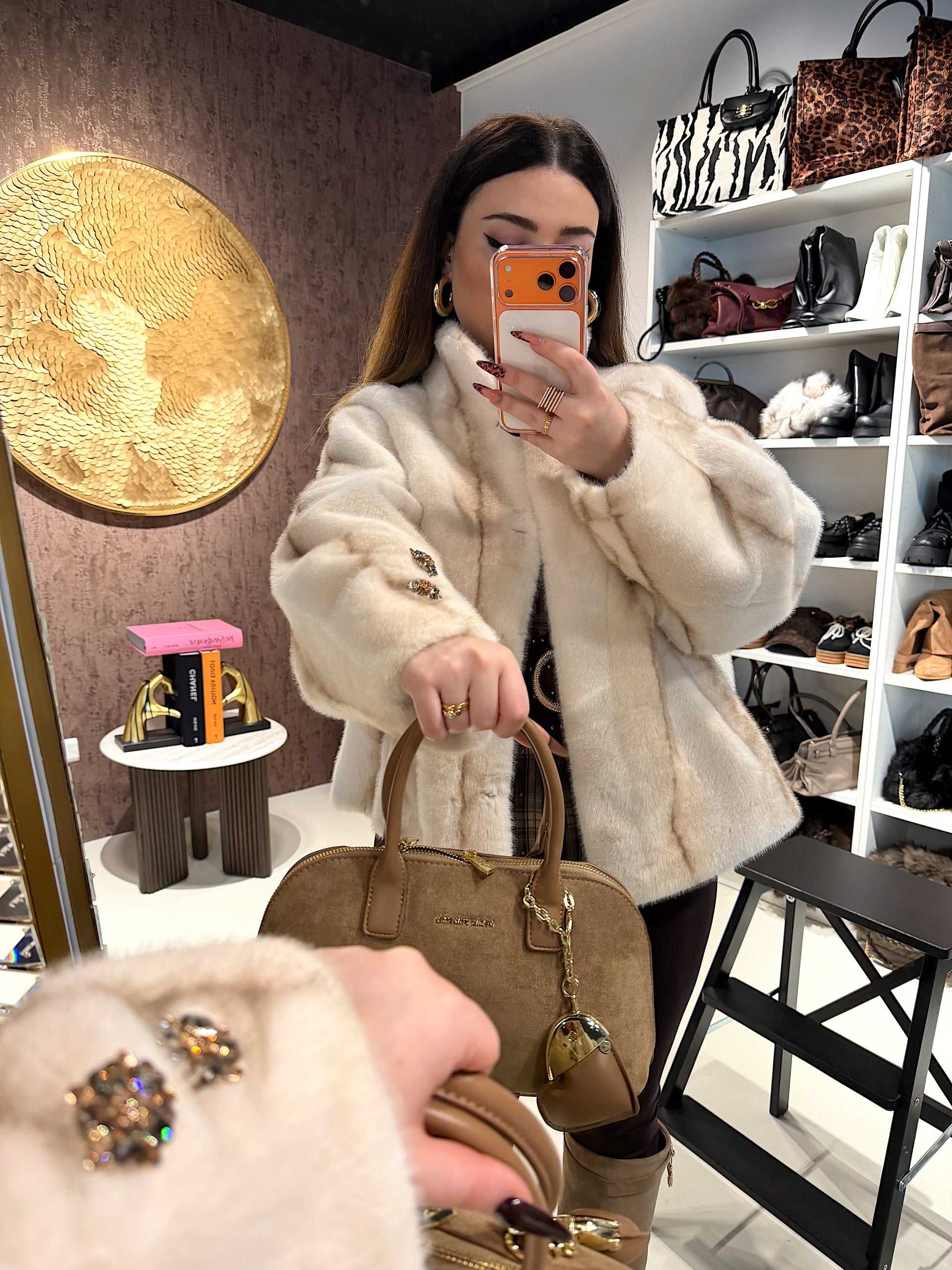 Giacca Pelliccia Elegance Bianca - R.a. Boutique