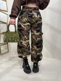 Completo pantalone e top camouflage - R.a. Boutique