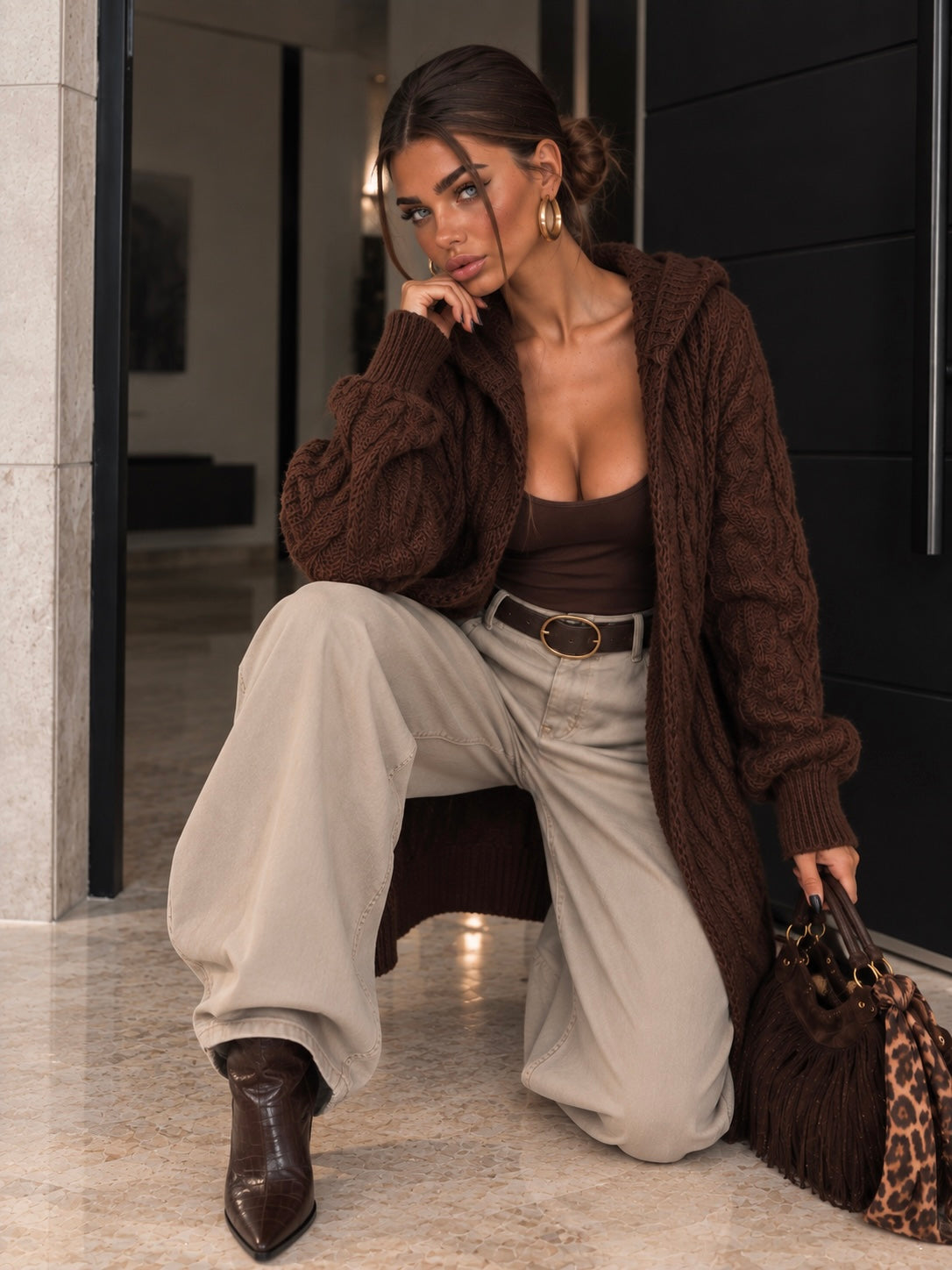 Cardigan Lungo a Trecce con Cappuccio Marrone - R.a. Boutique