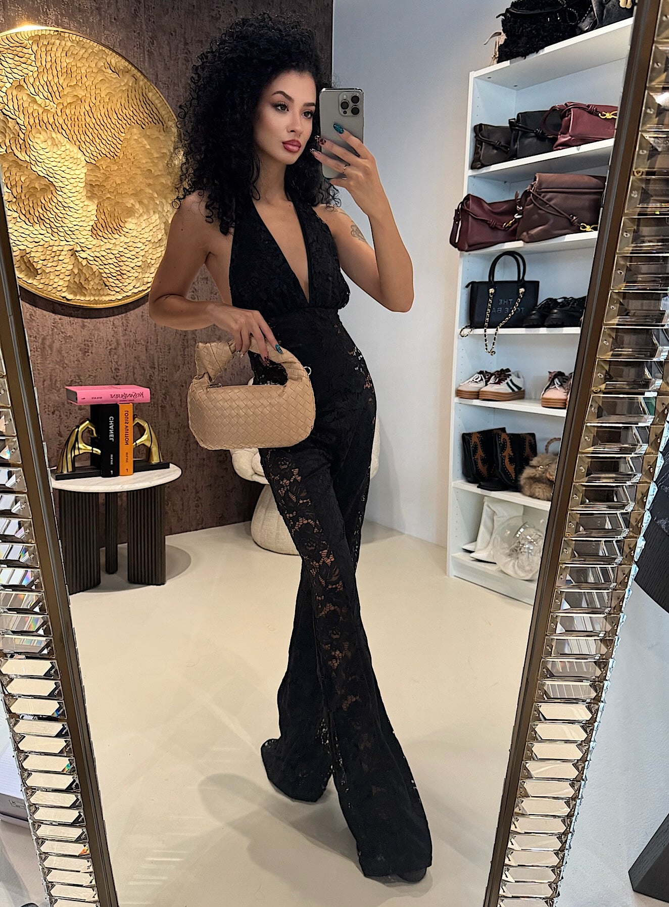 Tuta con fianchi in pizzo trasparenti - R.a. Boutique