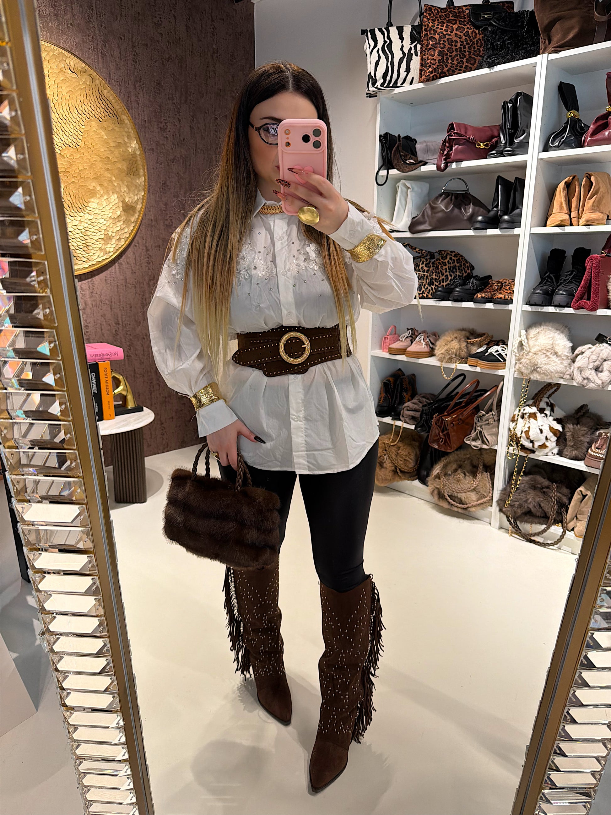 Camicia con fiori ricamati - R.a. Boutique