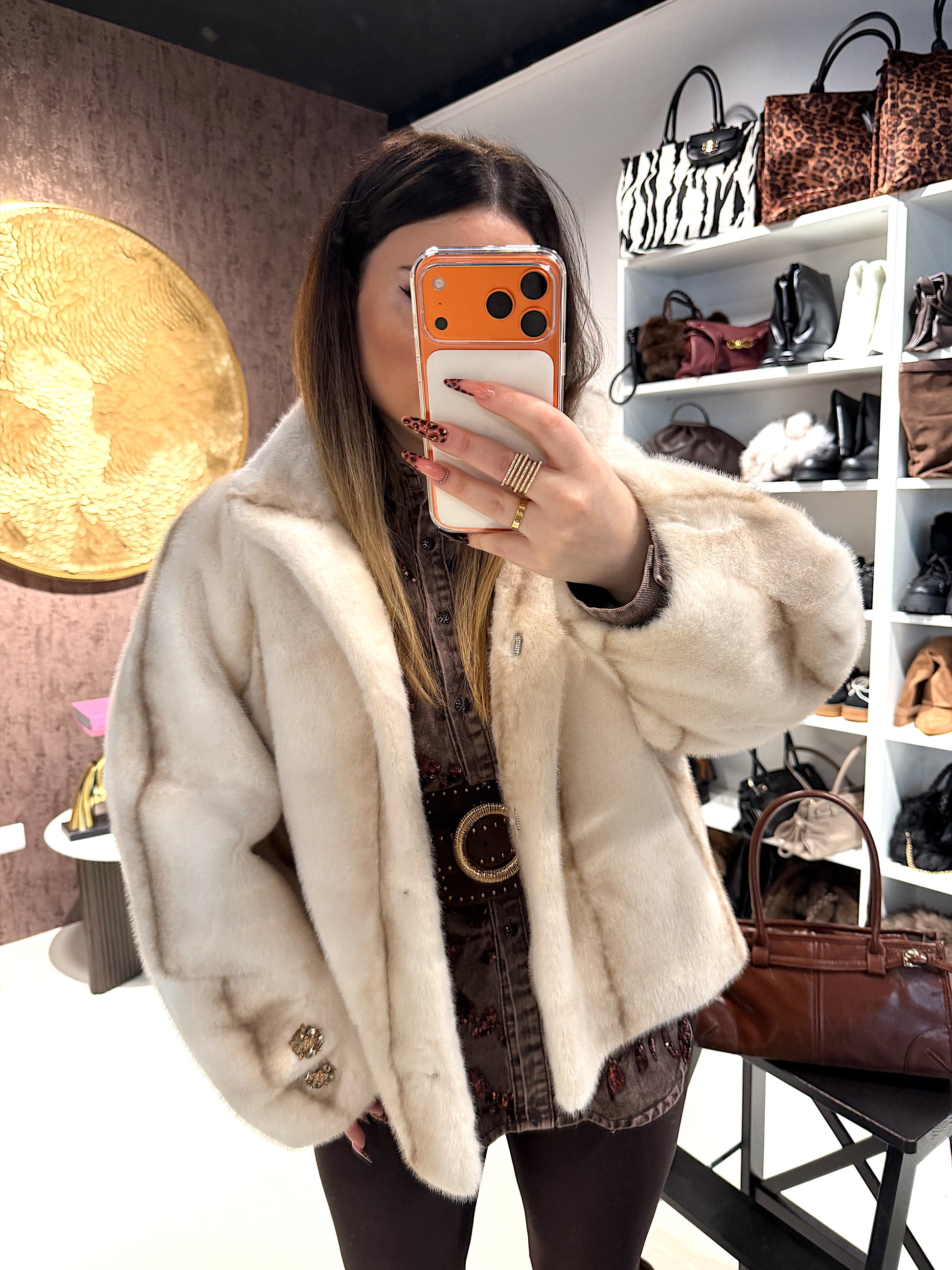 Giacca Pelliccia Elegance Bianca - R.a. Boutique