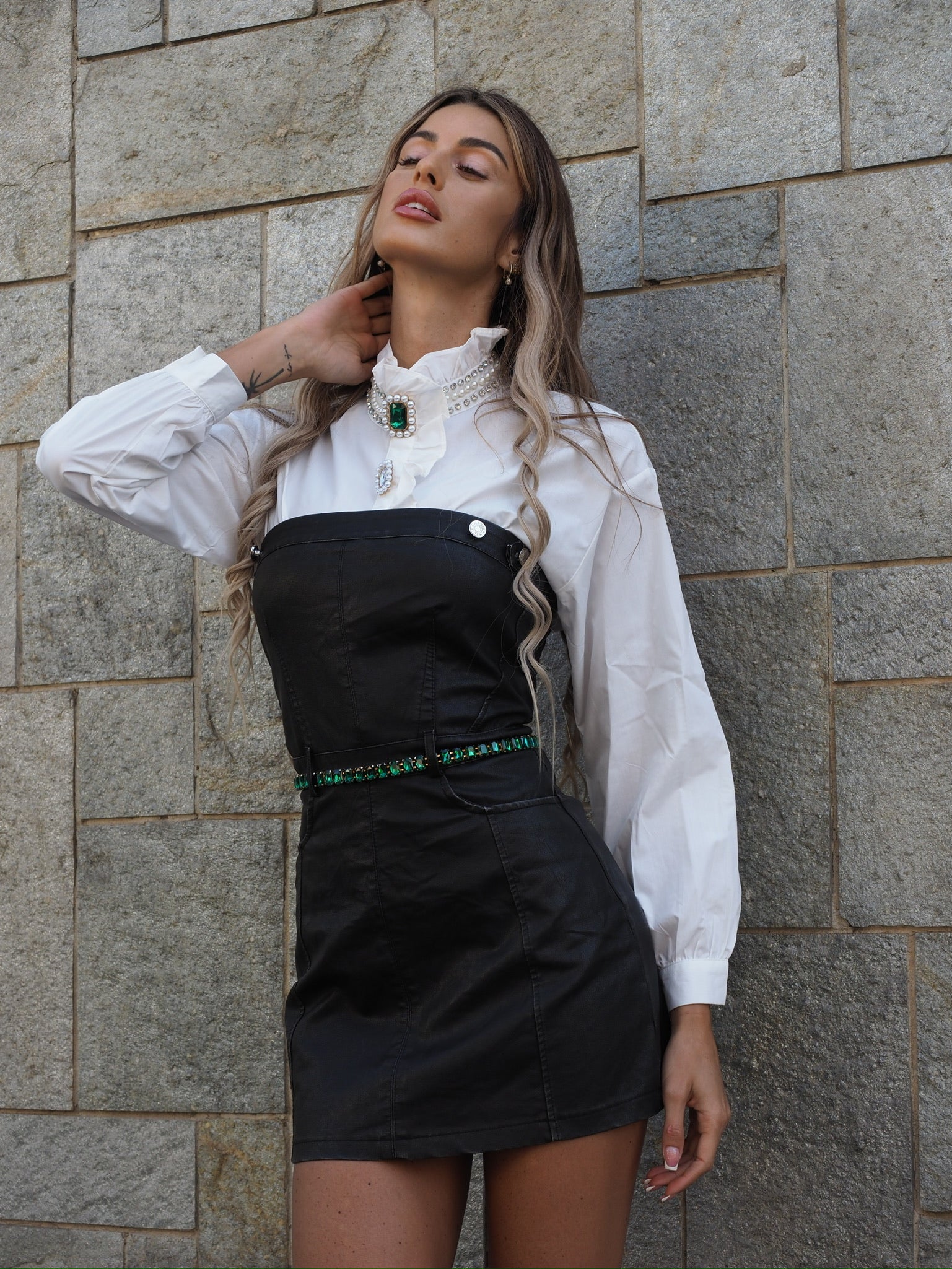 Camicia con bottoni gioiello - R.a. Boutique 