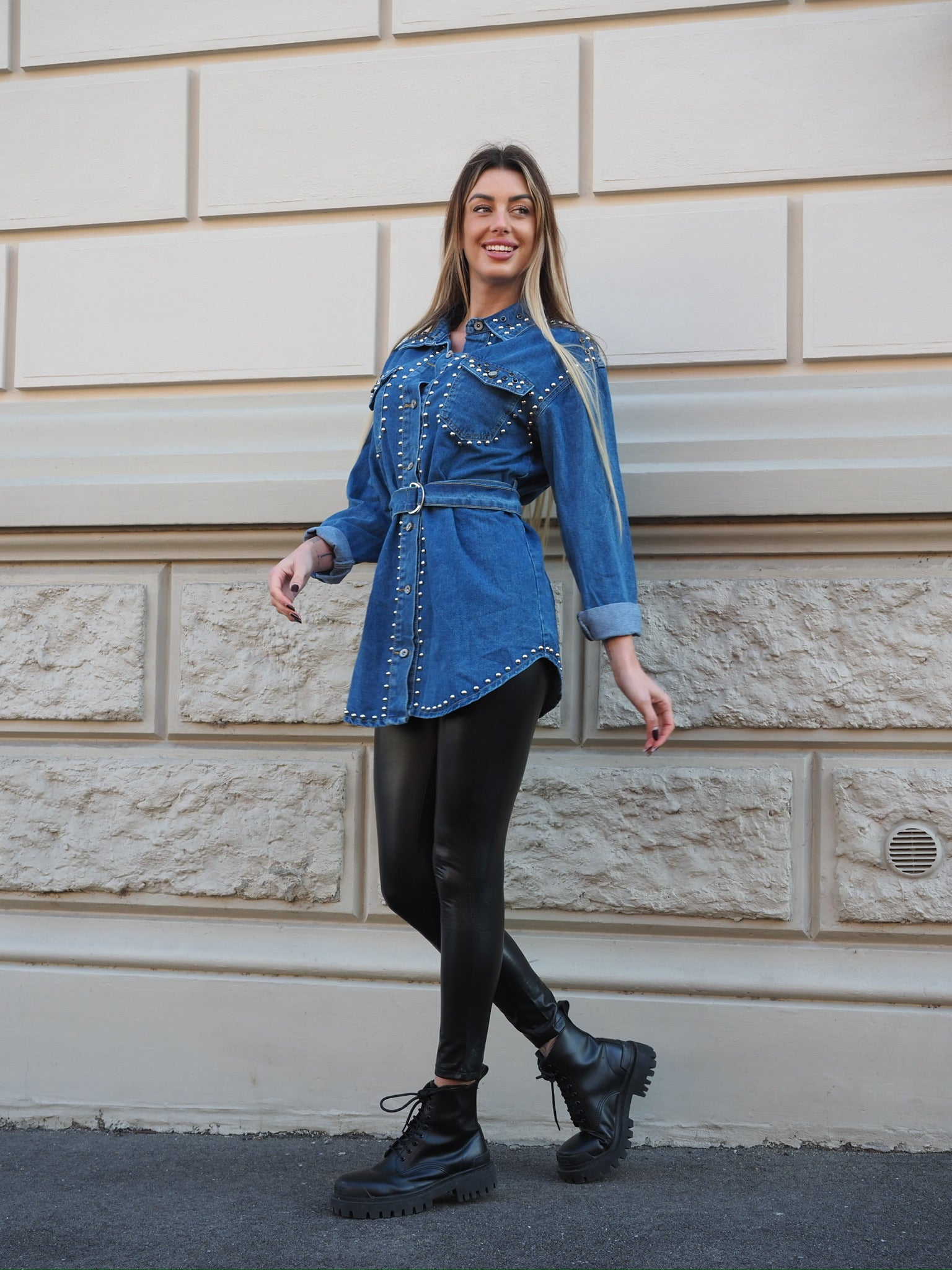 Giaccone di jeans con borchie - R.a. Boutique 